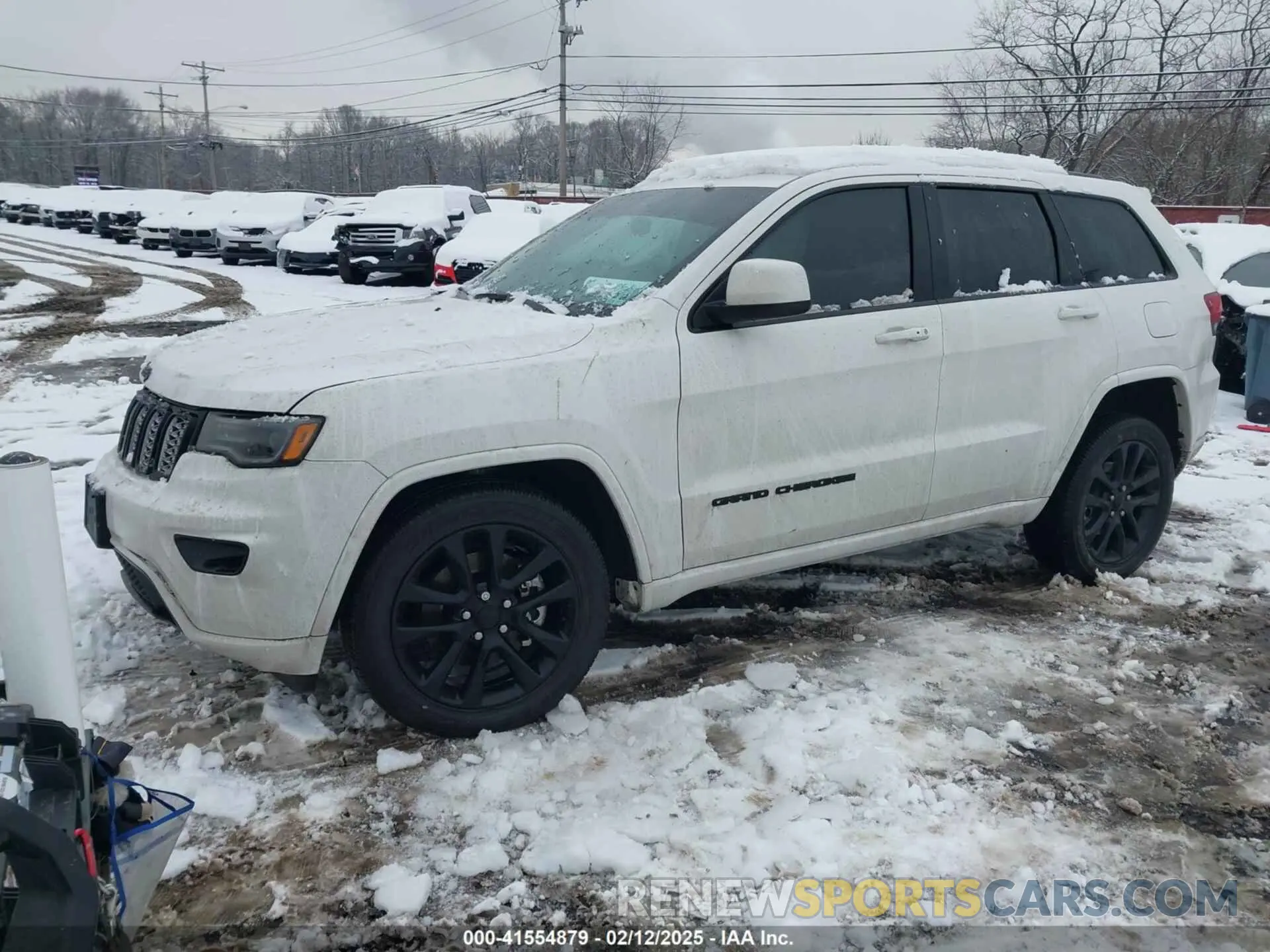 2 Photograph of a damaged car 1C4RJFAG3MC779871 JEEP GRAND CHEROKEE 2021