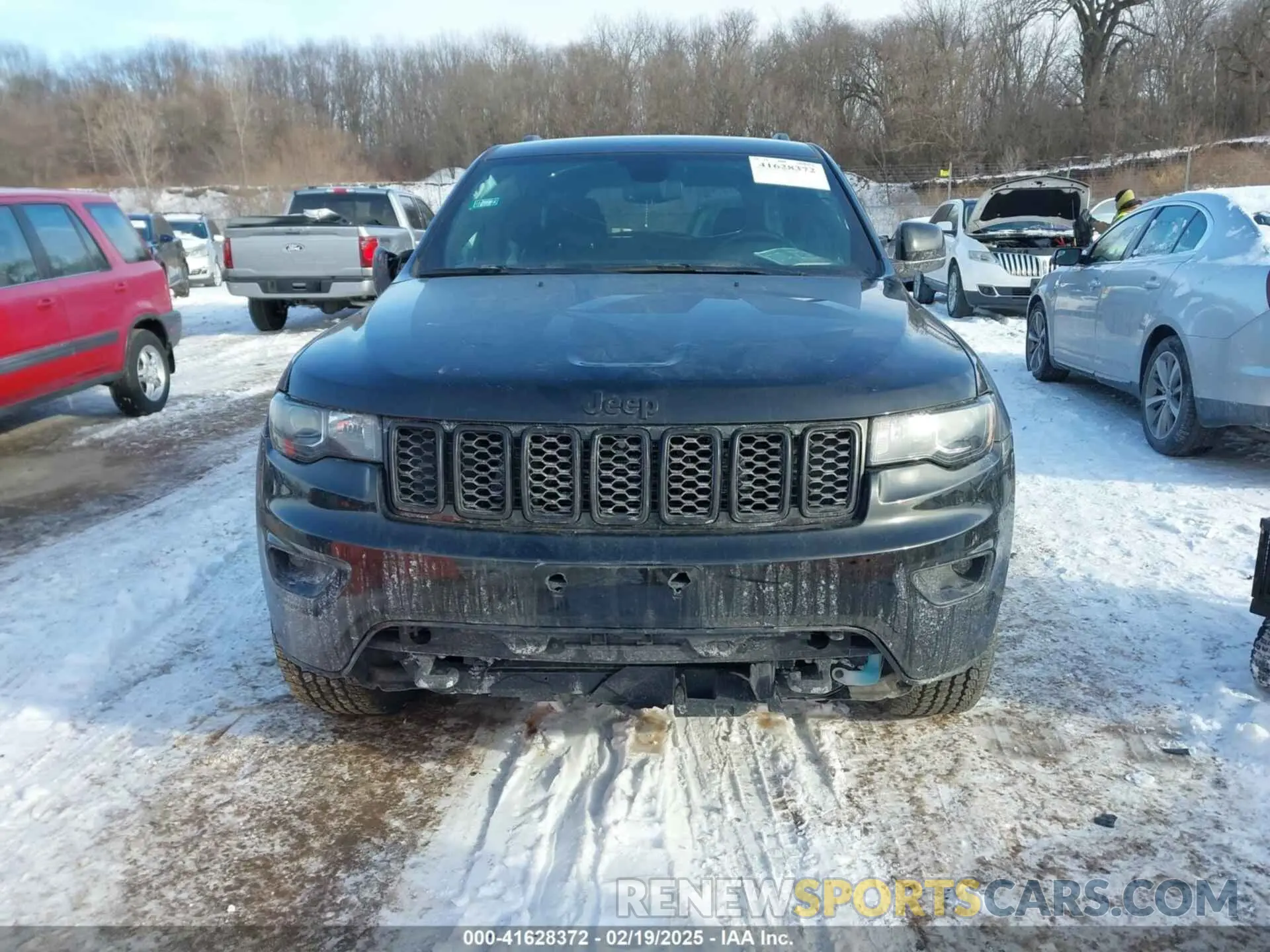 13 Photograph of a damaged car 1C4RJFAG3MC854634 JEEP GRAND CHEROKEE 2021