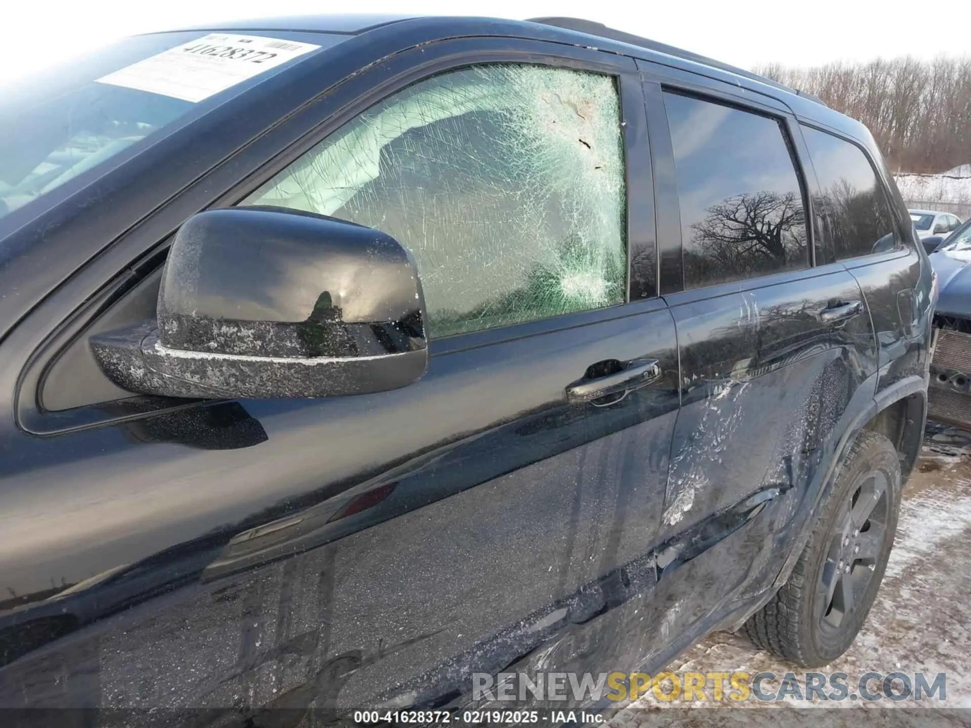 6 Photograph of a damaged car 1C4RJFAG3MC854634 JEEP GRAND CHEROKEE 2021