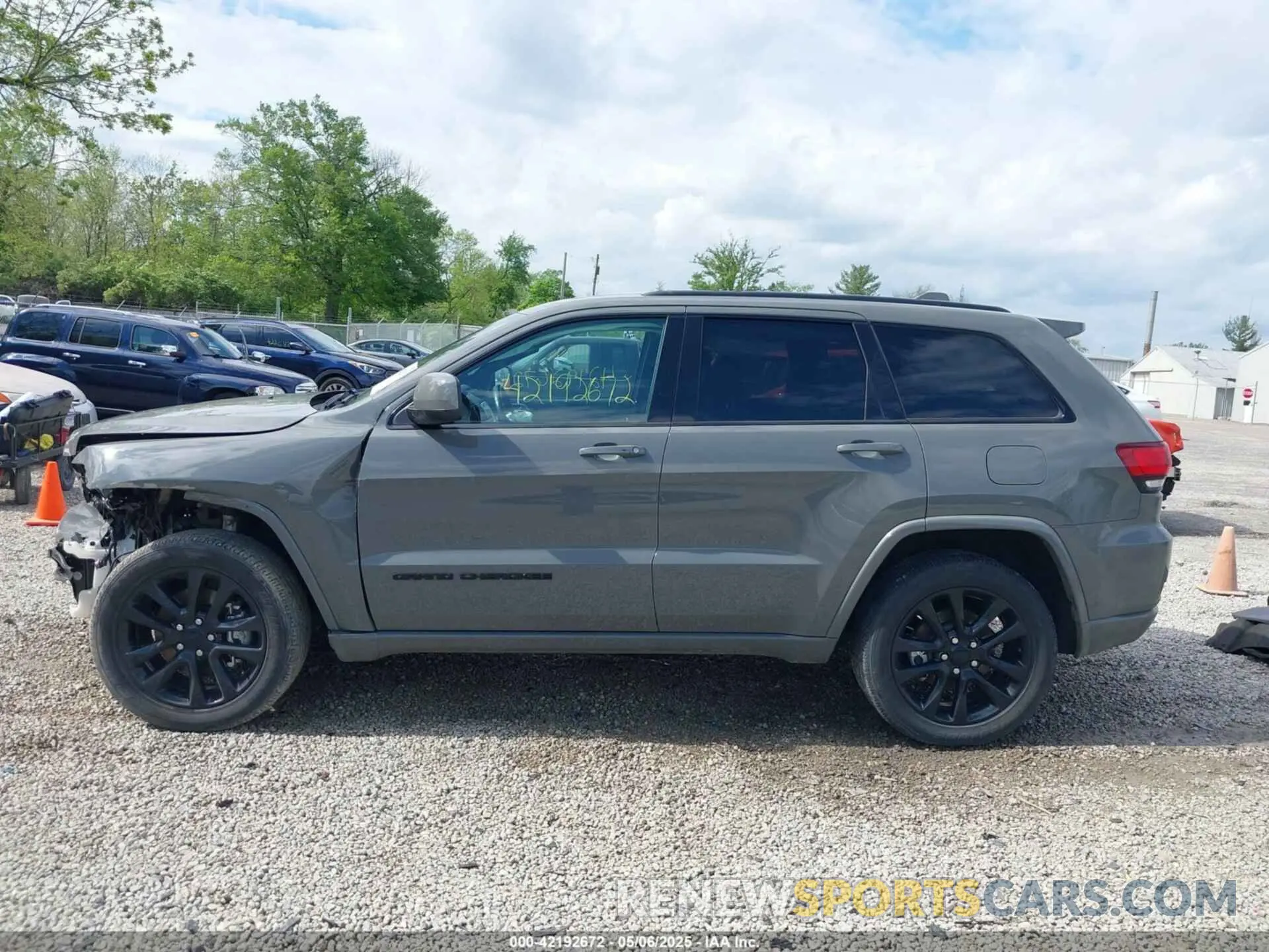 15 Photograph of a damaged car 1C4RJFAG4MC700384 JEEP GRAND CHEROKEE 2021