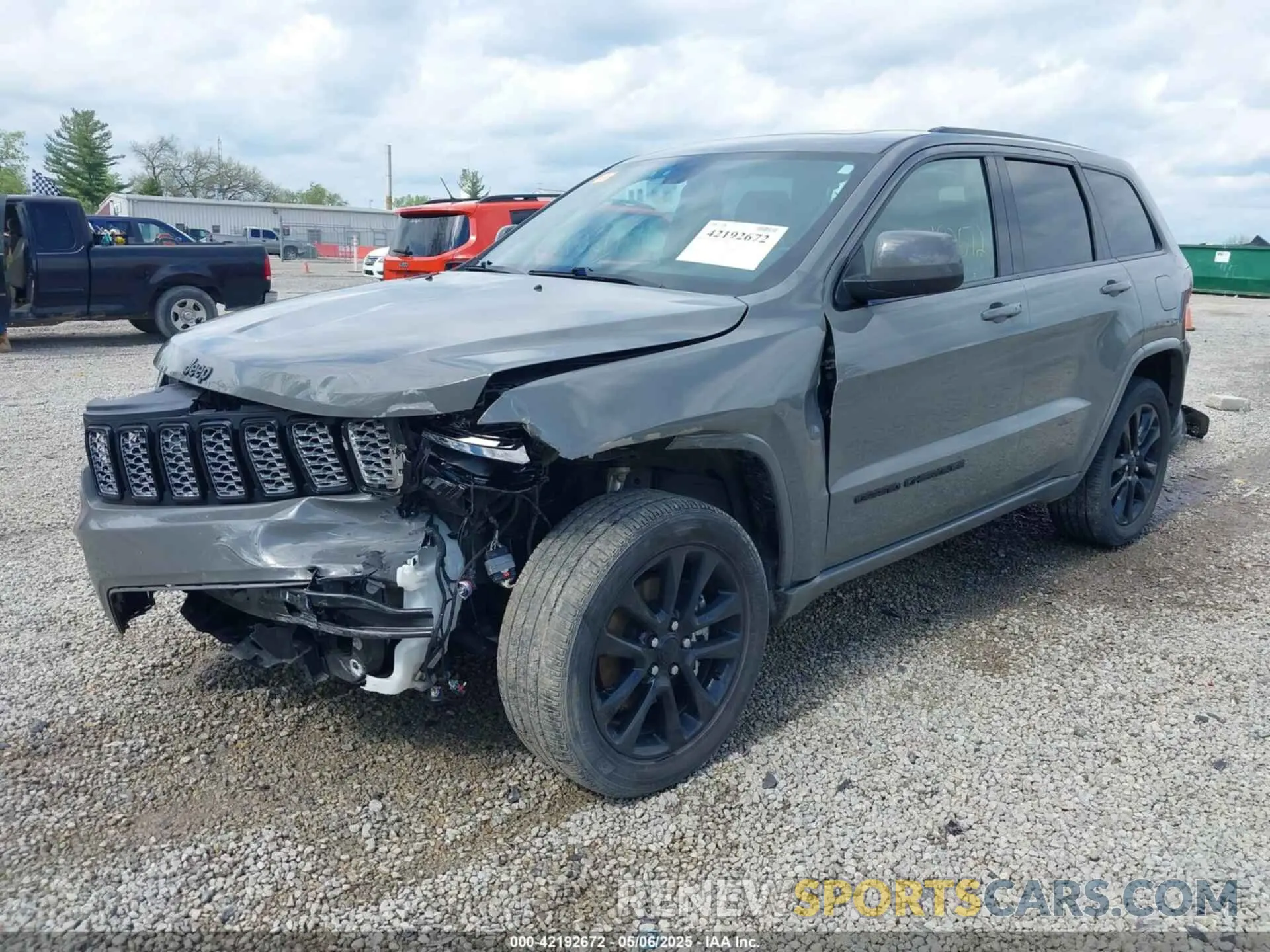 2 Photograph of a damaged car 1C4RJFAG4MC700384 JEEP GRAND CHEROKEE 2021