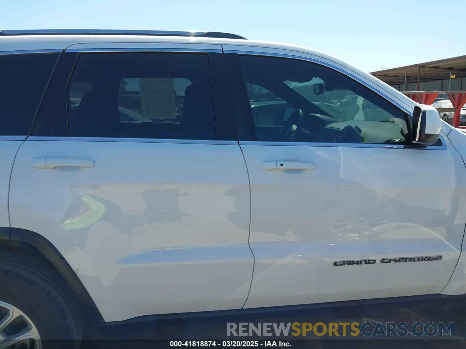 13 Photograph of a damaged car 1C4RJFAG5MC579865 JEEP GRAND CHEROKEE 2021