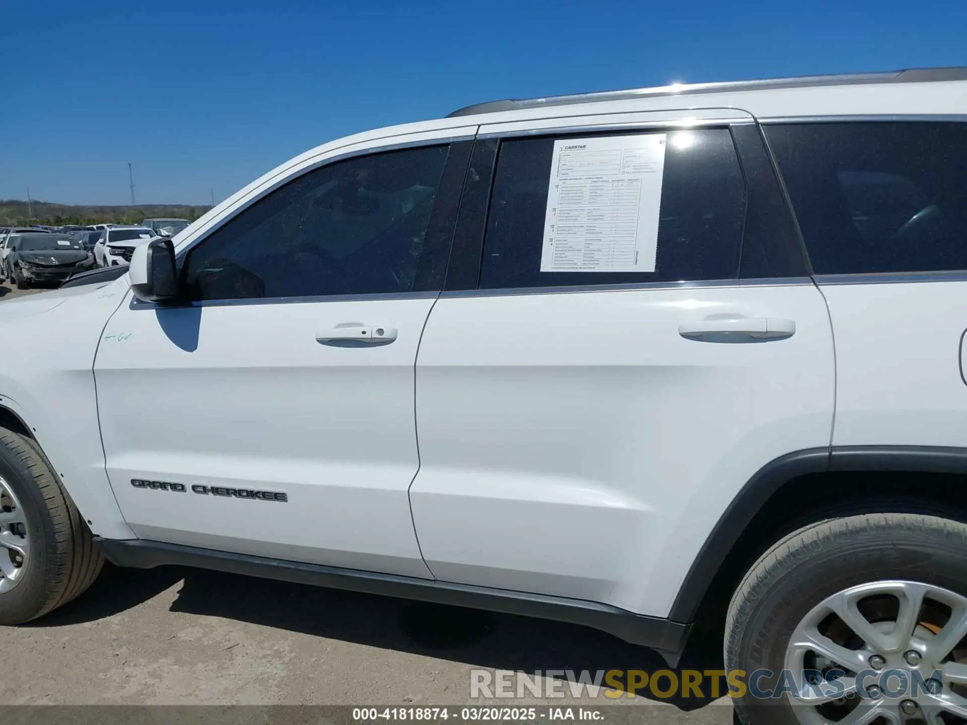 14 Photograph of a damaged car 1C4RJFAG5MC579865 JEEP GRAND CHEROKEE 2021