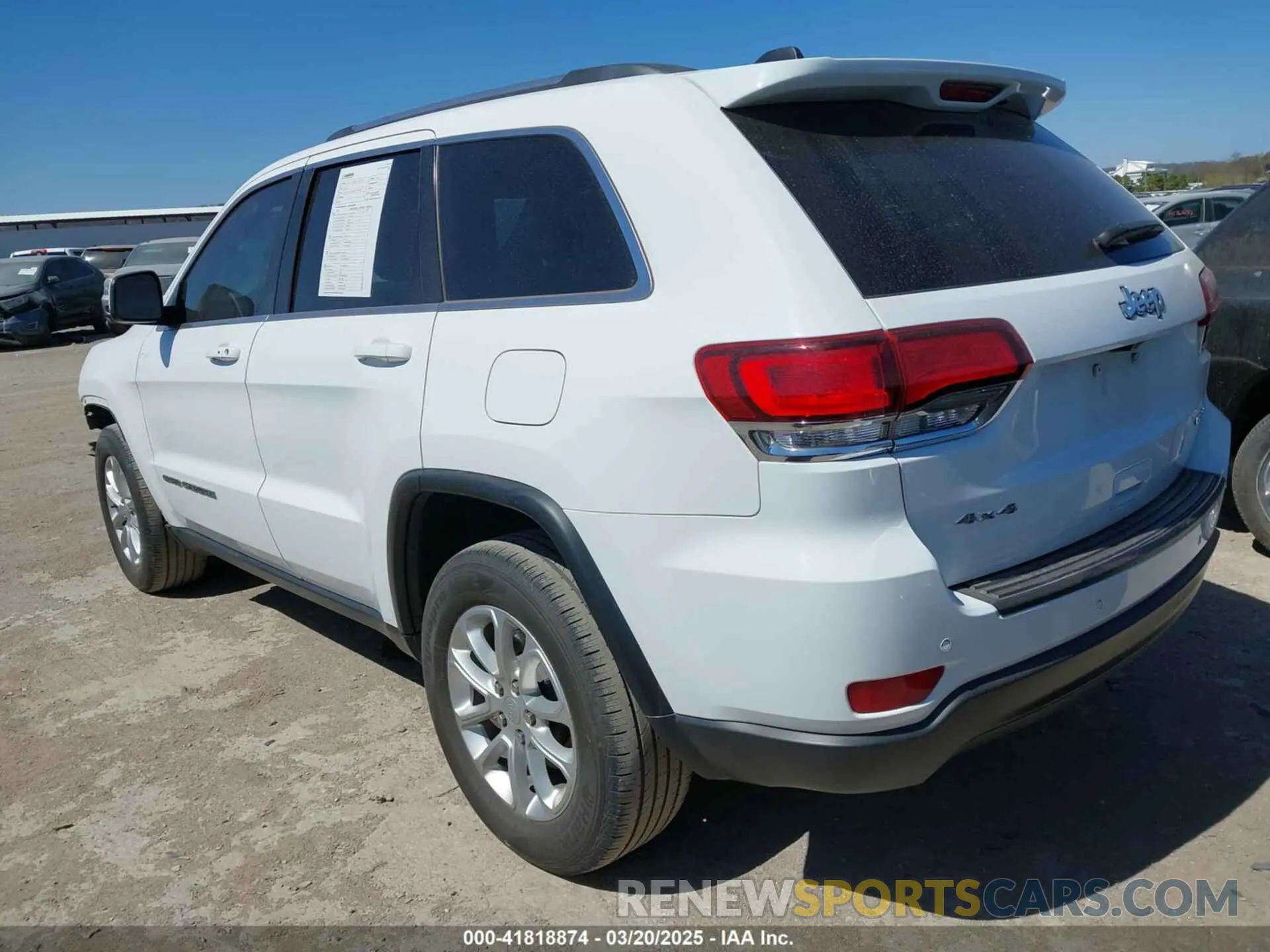 3 Photograph of a damaged car 1C4RJFAG5MC579865 JEEP GRAND CHEROKEE 2021