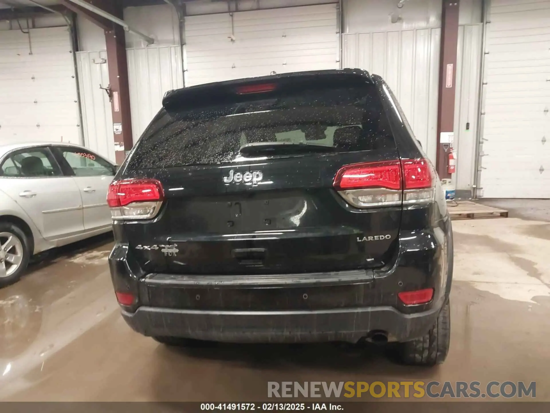15 Photograph of a damaged car 1C4RJFAG6MC655920 JEEP GRAND CHEROKEE 2021