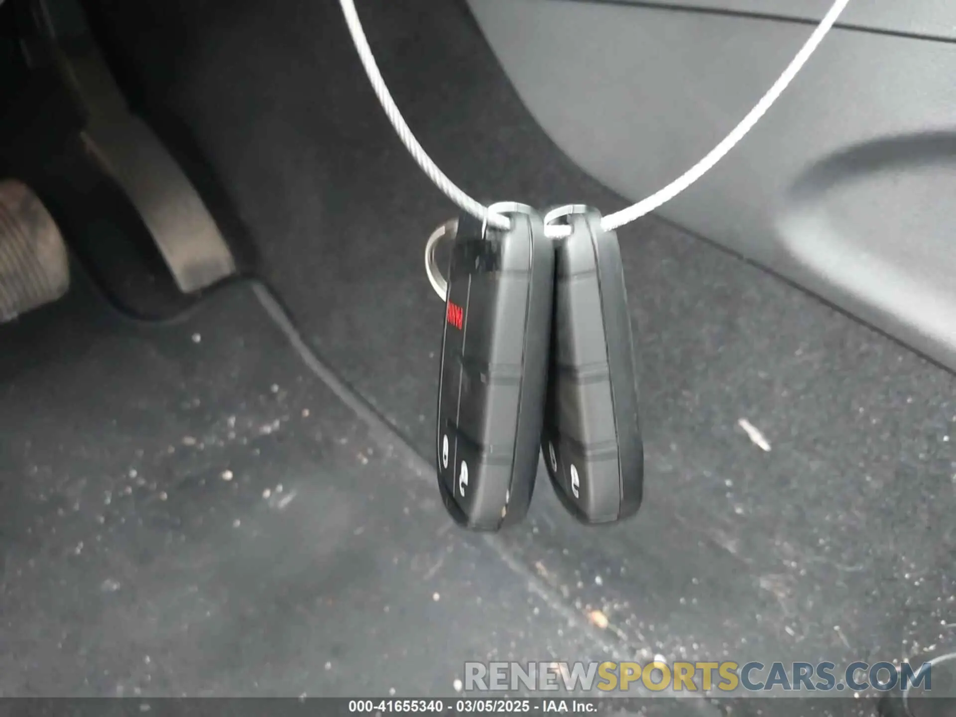 11 Photograph of a damaged car 1C4RJFAG6MC703691 JEEP GRAND CHEROKEE 2021
