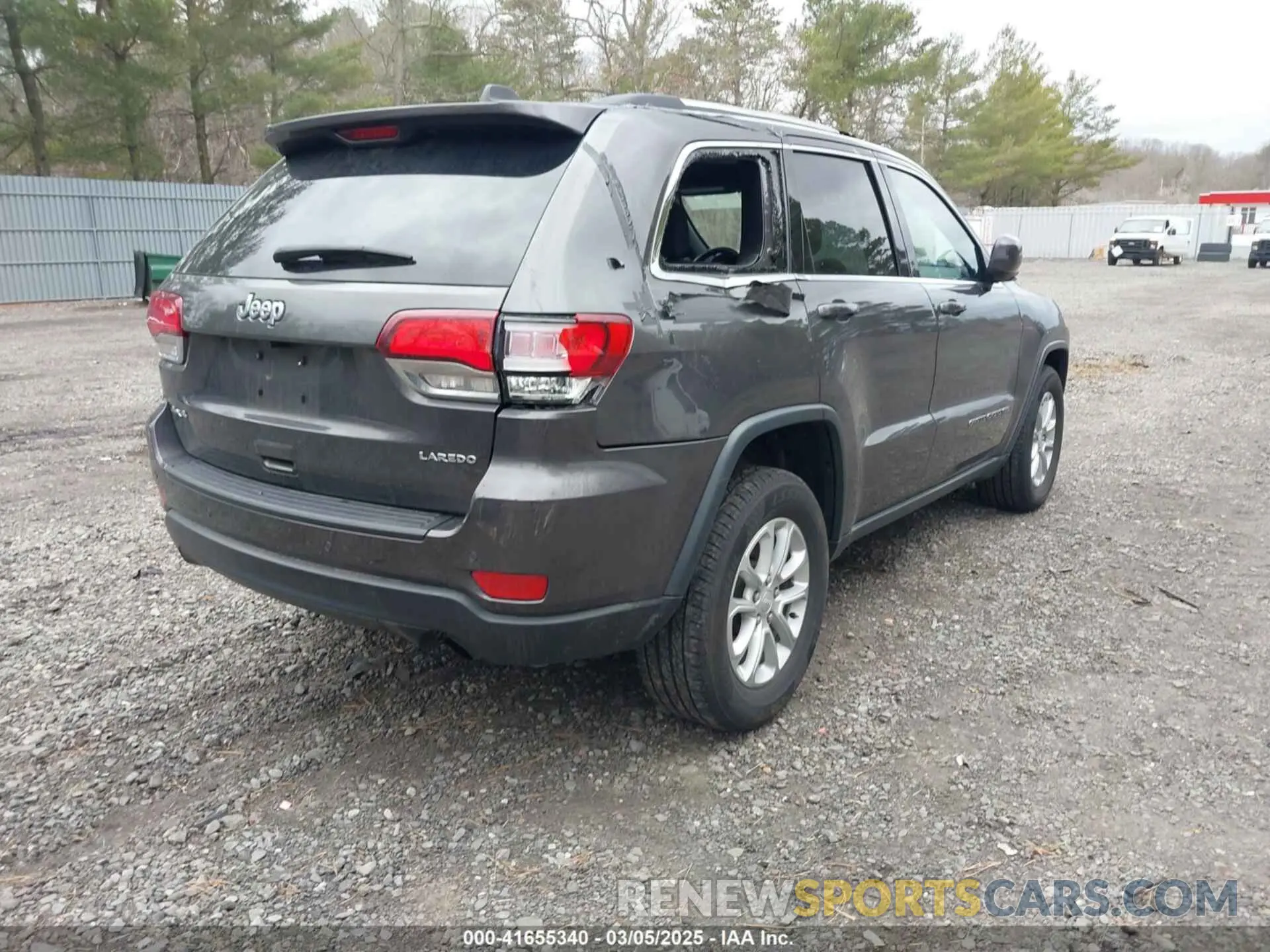 4 Photograph of a damaged car 1C4RJFAG6MC703691 JEEP GRAND CHEROKEE 2021