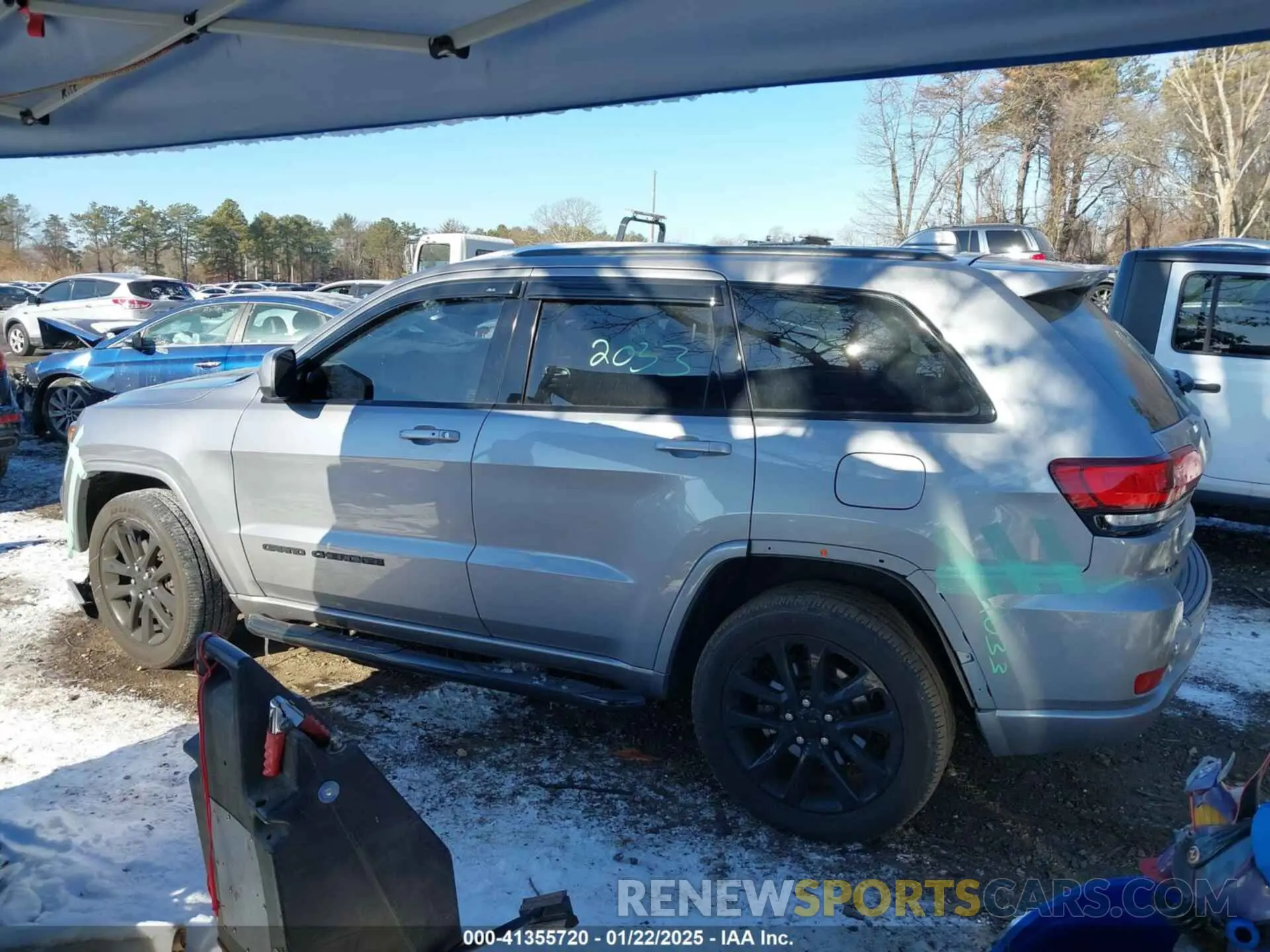 14 Photograph of a damaged car 1C4RJFAG6MC779413 JEEP GRAND CHEROKEE 2021