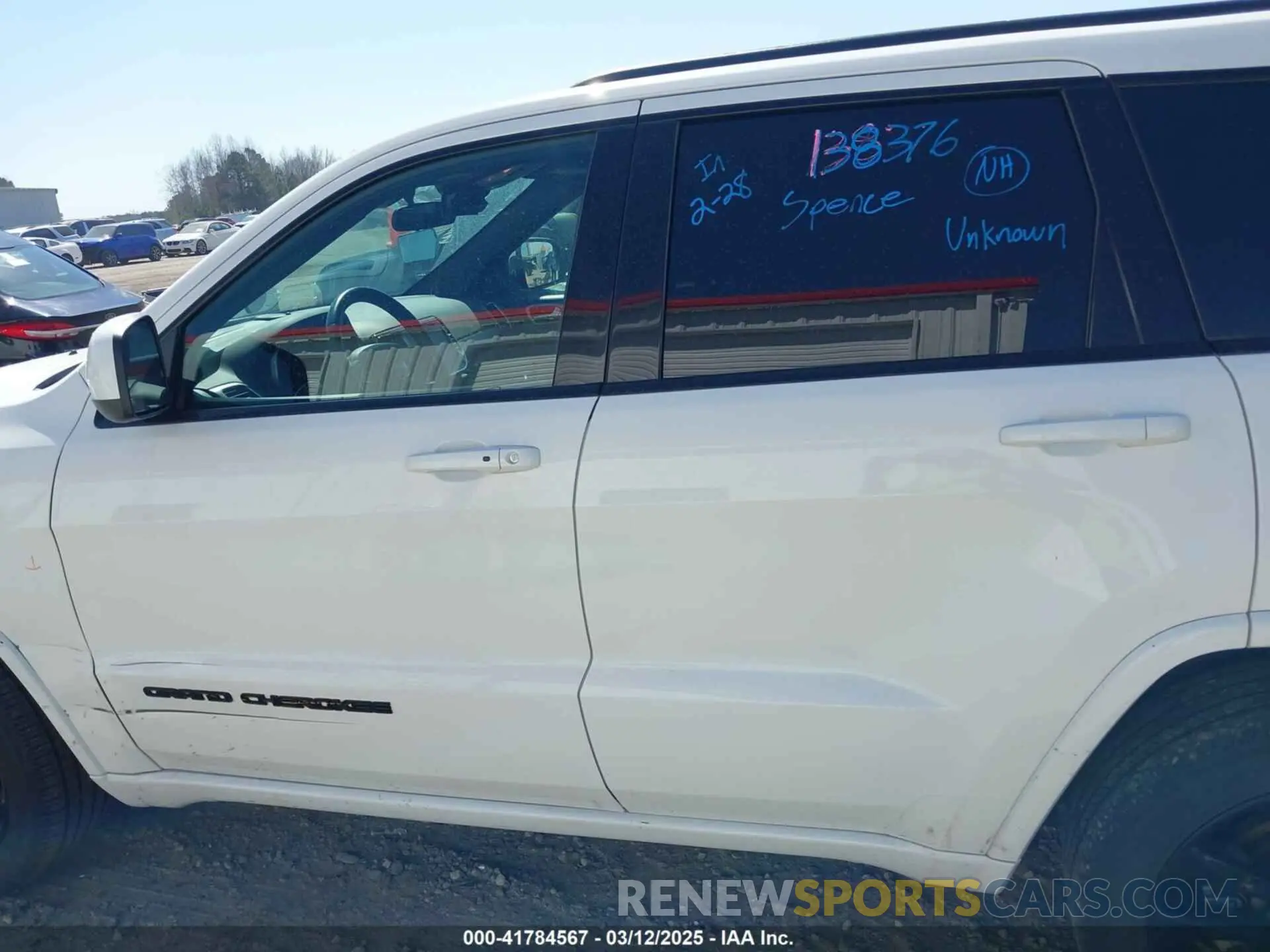 14 Photograph of a damaged car 1C4RJFAG7MC705966 JEEP GRAND CHEROKEE 2021