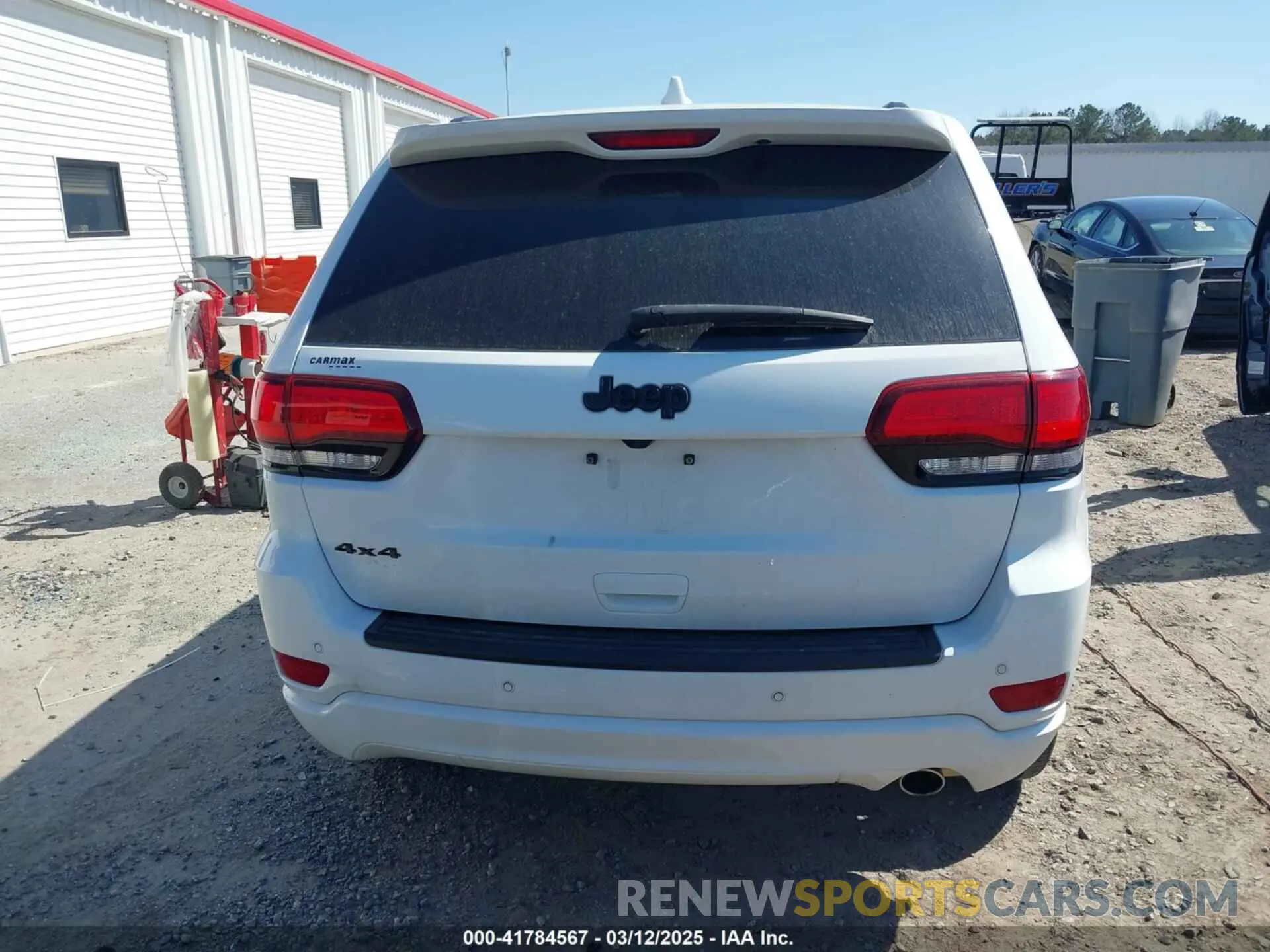16 Photograph of a damaged car 1C4RJFAG7MC705966 JEEP GRAND CHEROKEE 2021