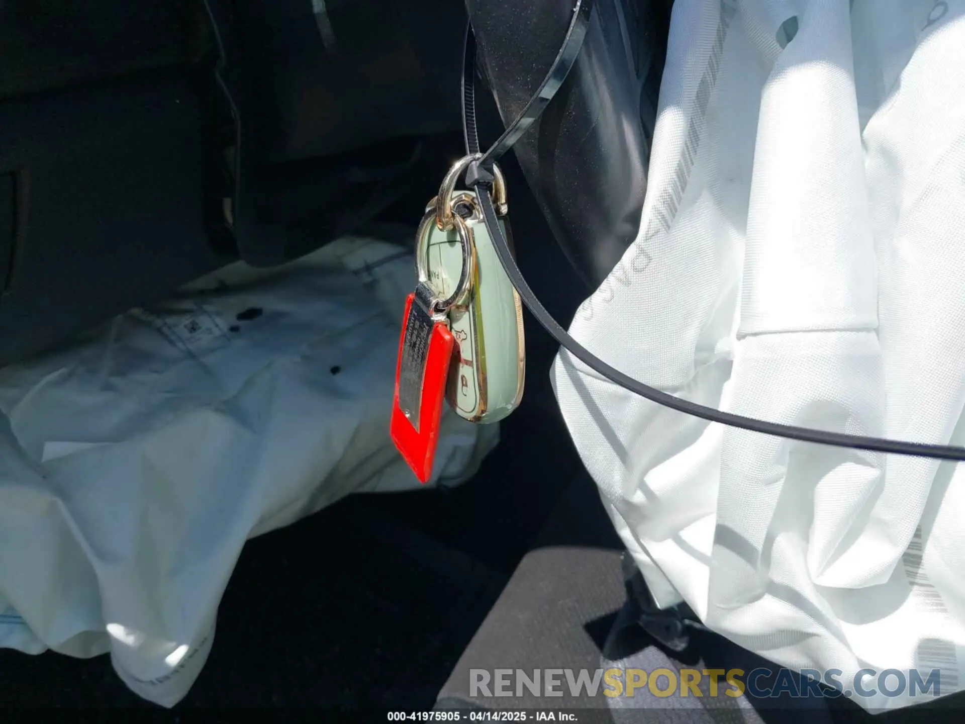 11 Photograph of a damaged car 1C4RJFAG7MC776309 JEEP GRAND CHEROKEE 2021