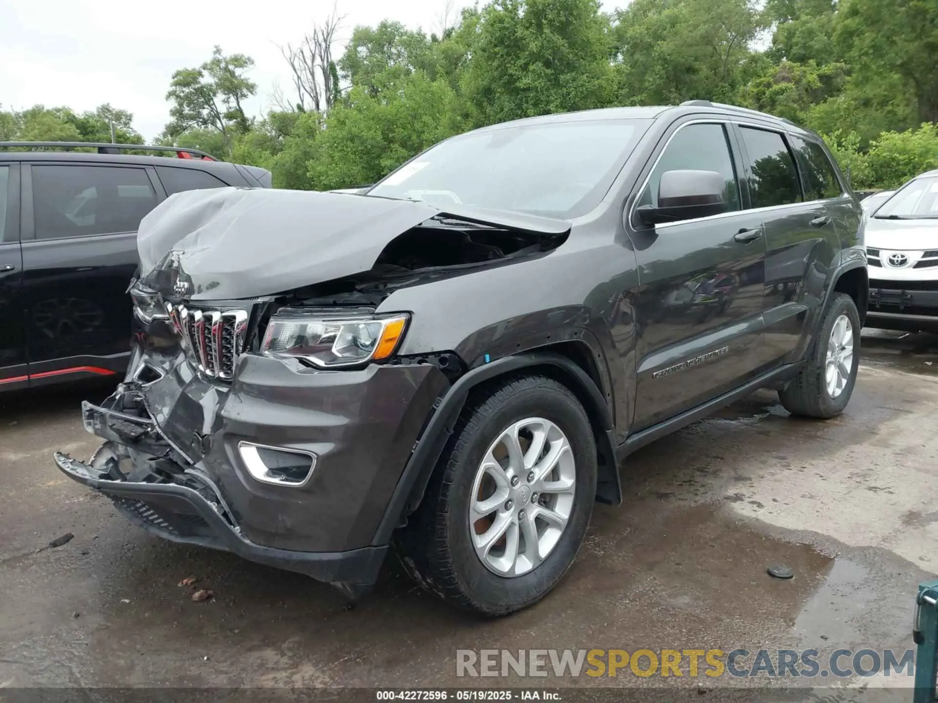 2 Photograph of a damaged car 1C4RJFAG8MC687140 JEEP GRAND CHEROKEE 2021