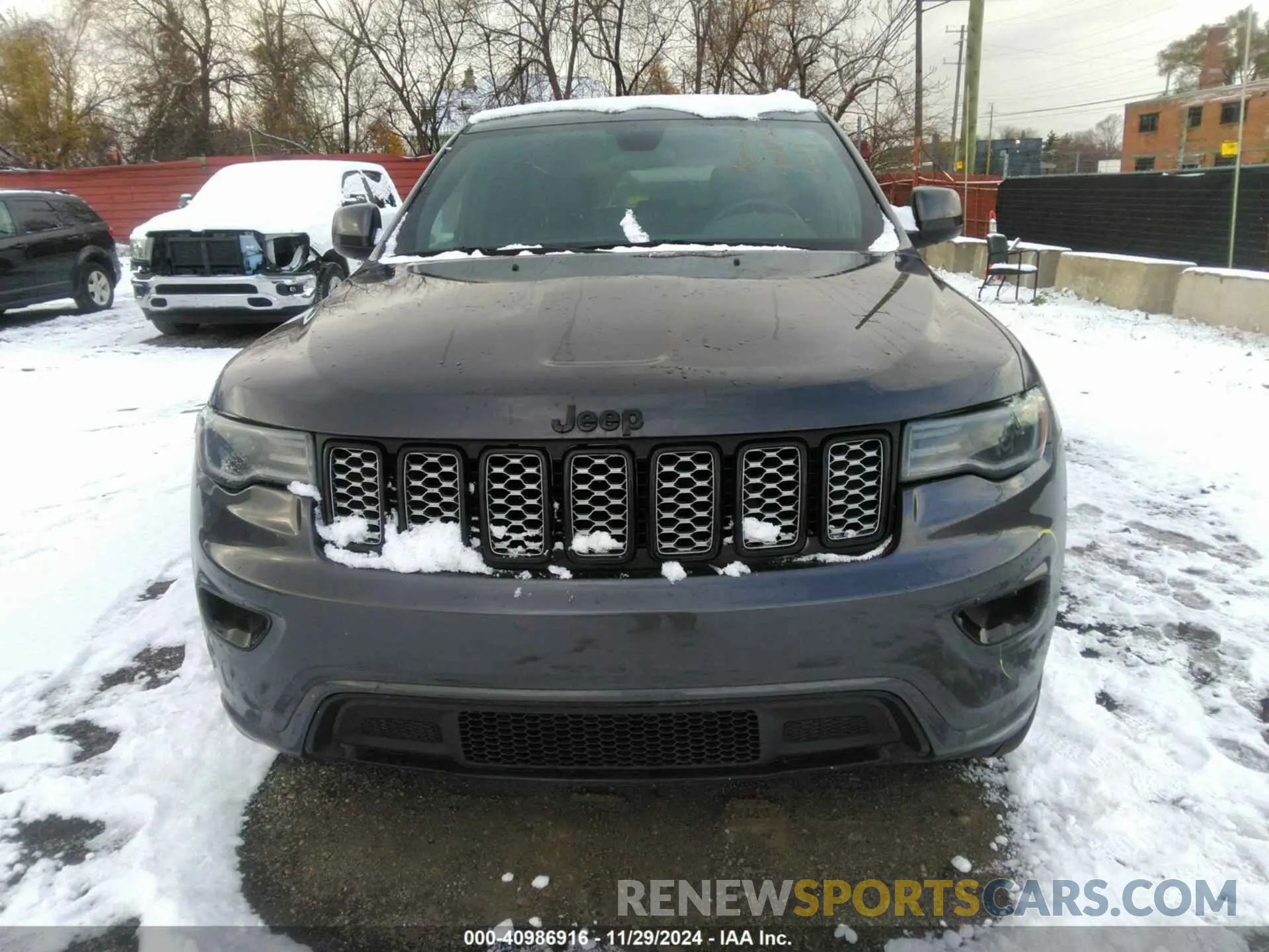 12 Photograph of a damaged car 1C4RJFAG8MC823847 JEEP GRAND CHEROKEE 2021