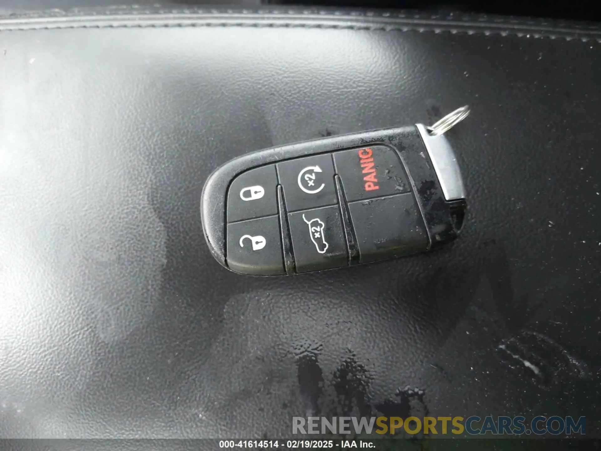 11 Photograph of a damaged car 1C4RJFAG9MC590268 JEEP GRAND CHEROKEE 2021