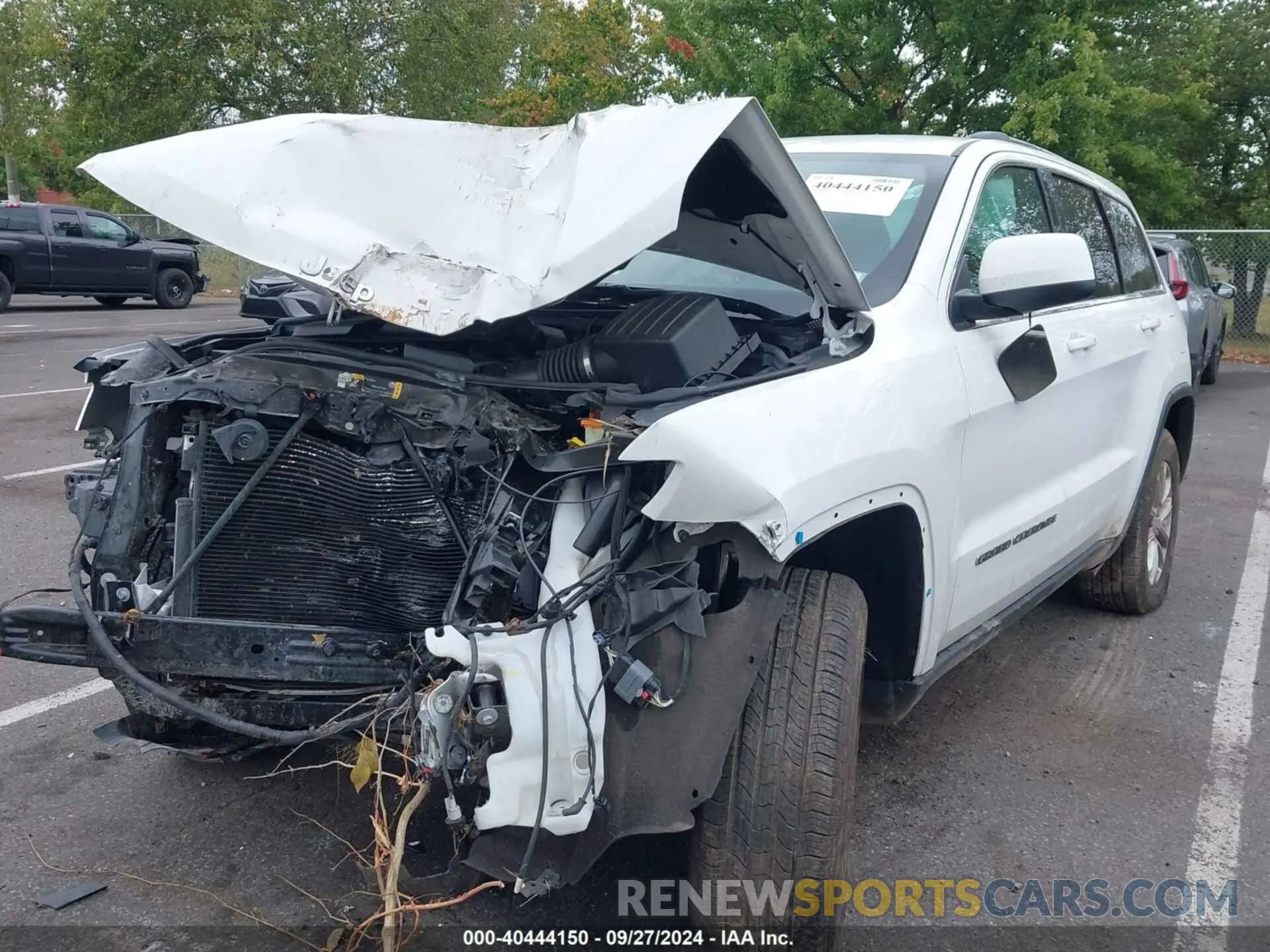 2 Photograph of a damaged car 1C4RJFAG9MC771869 JEEP GRAND CHEROKEE 2021