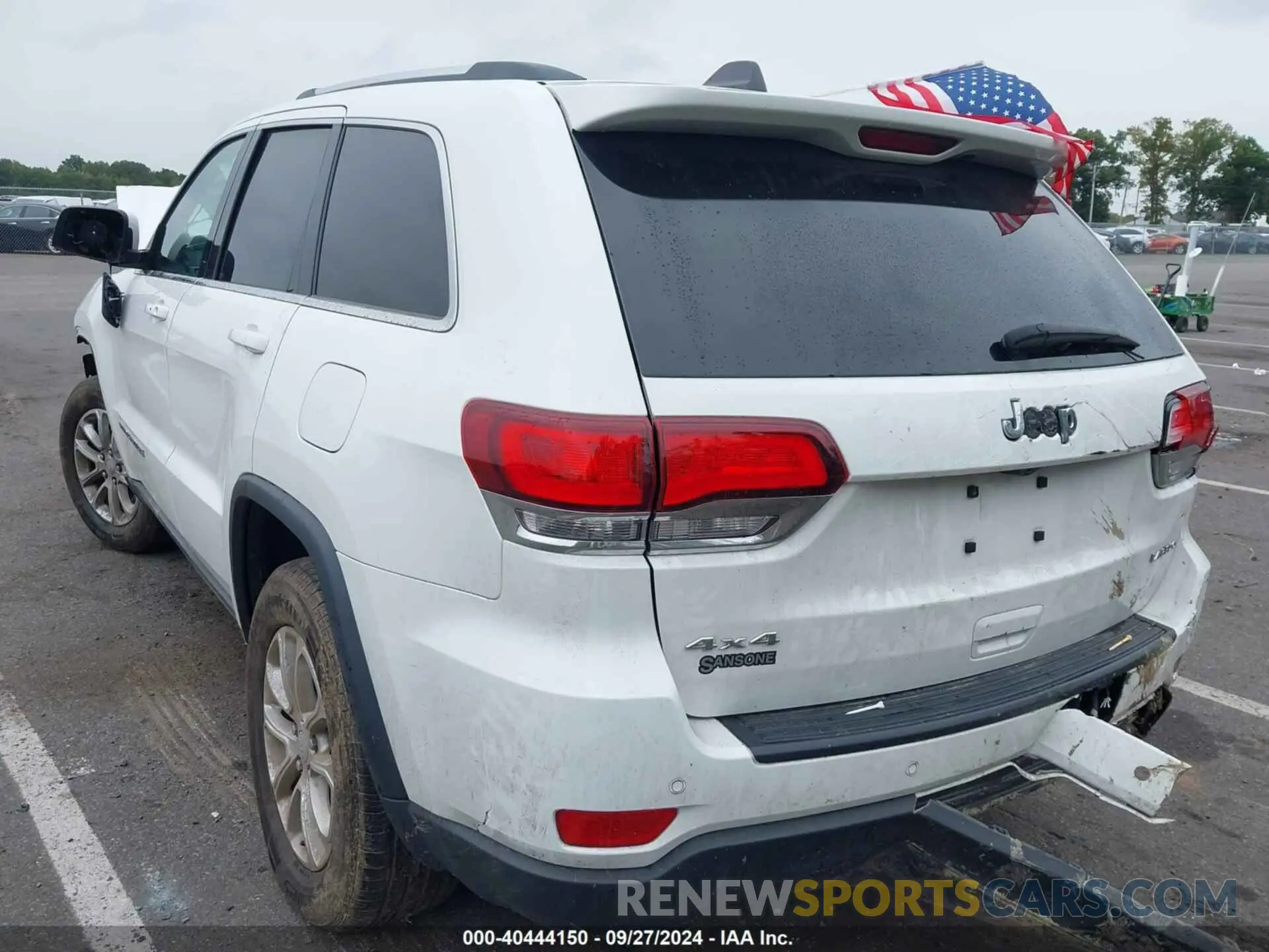 3 Photograph of a damaged car 1C4RJFAG9MC771869 JEEP GRAND CHEROKEE 2021