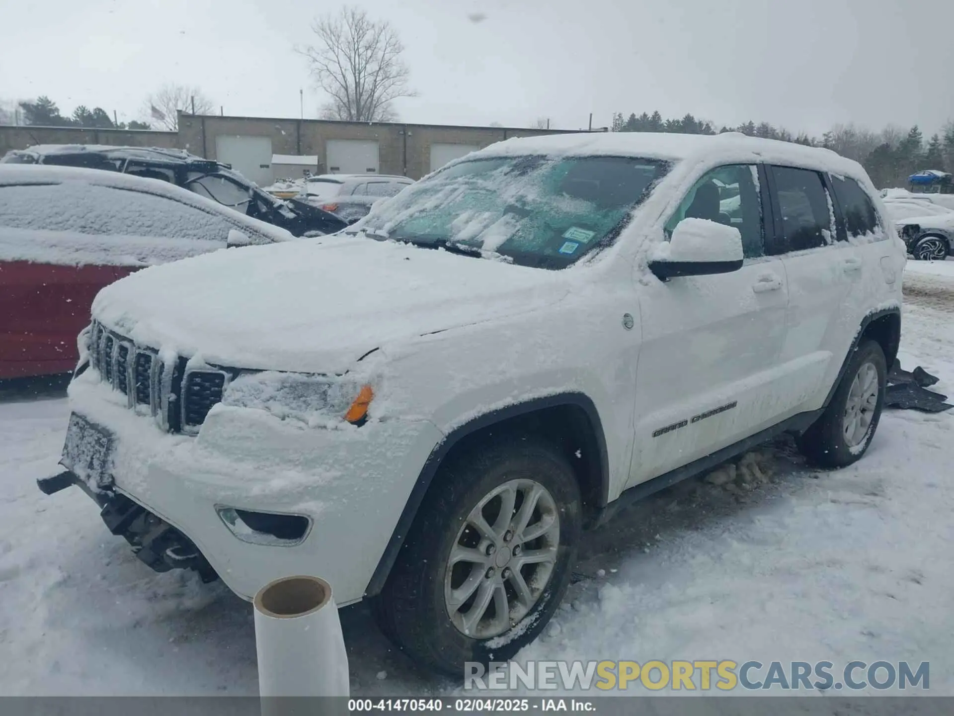 2 Photograph of a damaged car 1C4RJFAG9MC773668 JEEP GRAND CHEROKEE 2021