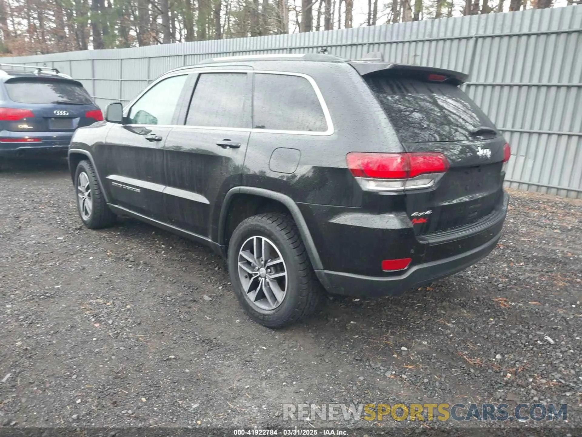 3 Photograph of a damaged car 1C4RJFAGXMC650672 JEEP GRAND CHEROKEE 2021