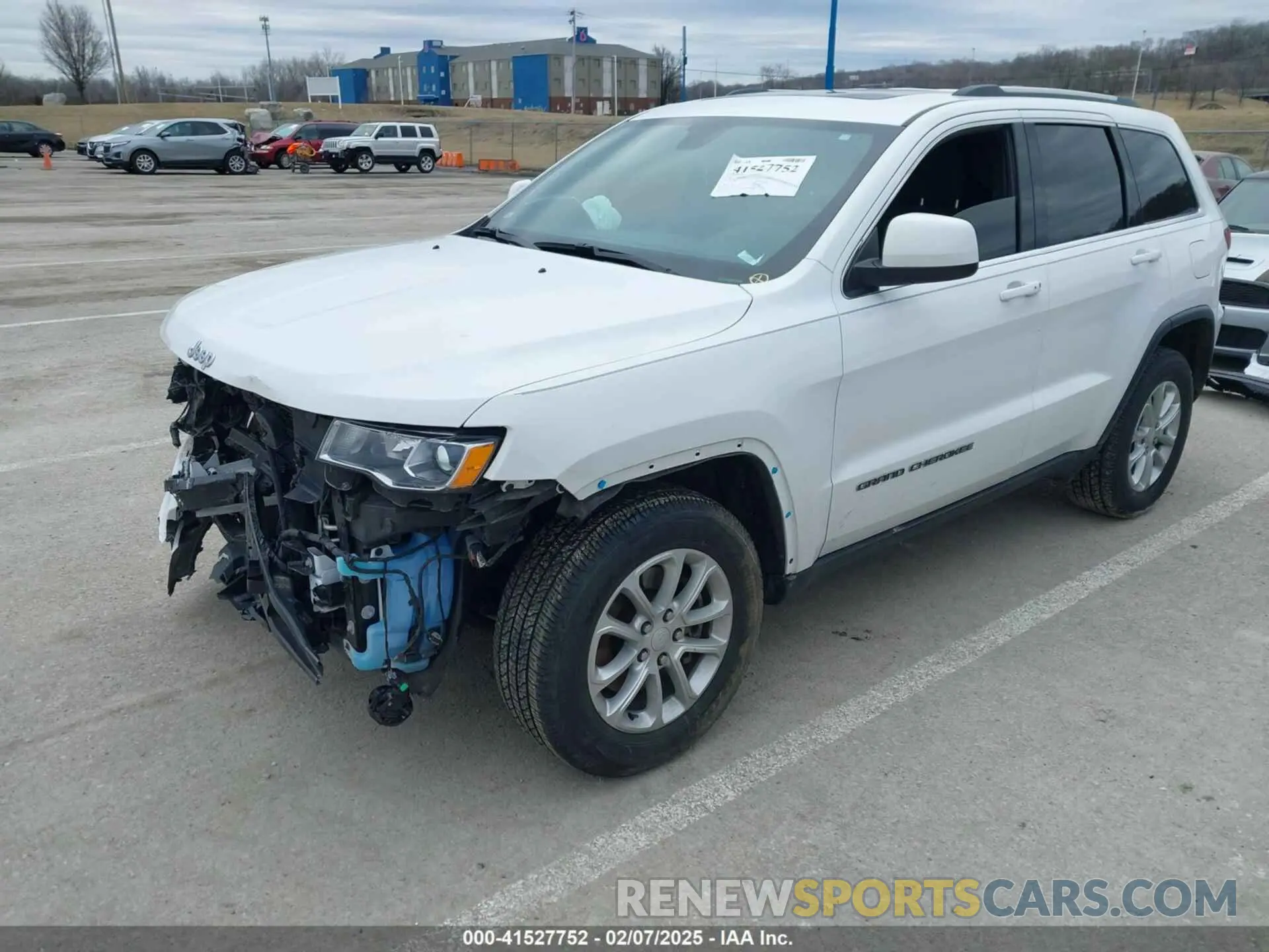 2 Photograph of a damaged car 1C4RJFAGXMC687897 JEEP GRAND CHEROKEE 2021
