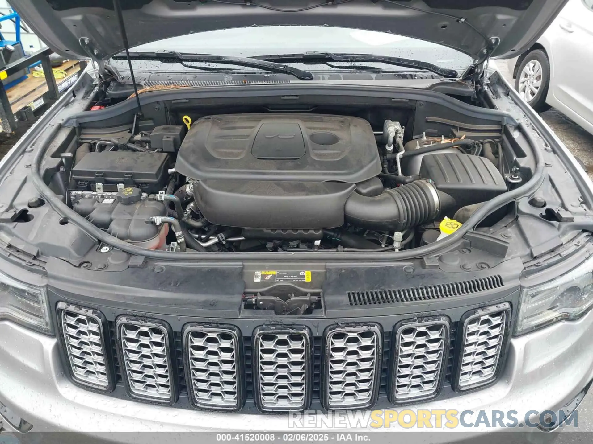10 Photograph of a damaged car 1C4RJFAGXMC691156 JEEP GRAND CHEROKEE 2021