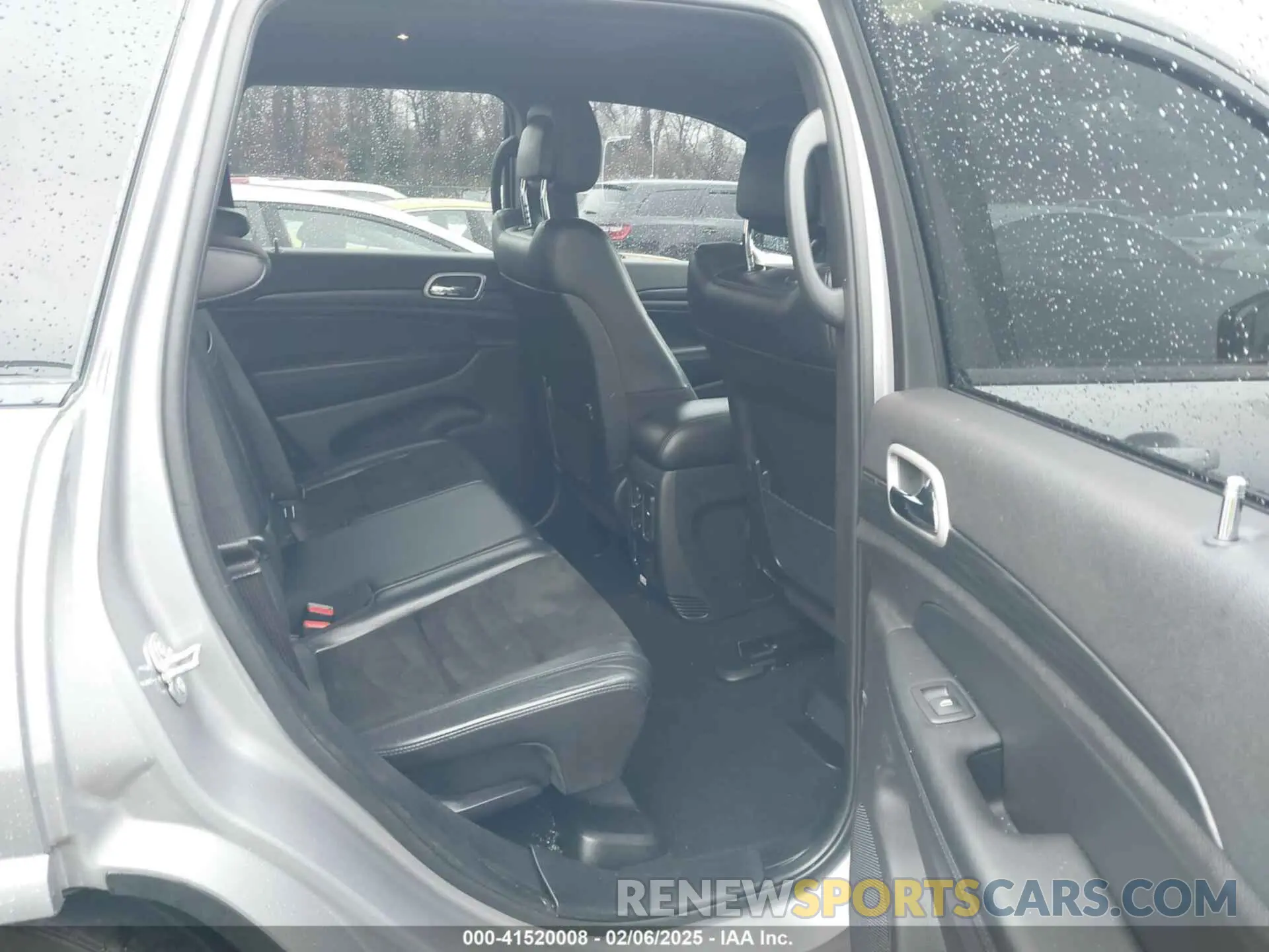 8 Photograph of a damaged car 1C4RJFAGXMC691156 JEEP GRAND CHEROKEE 2021