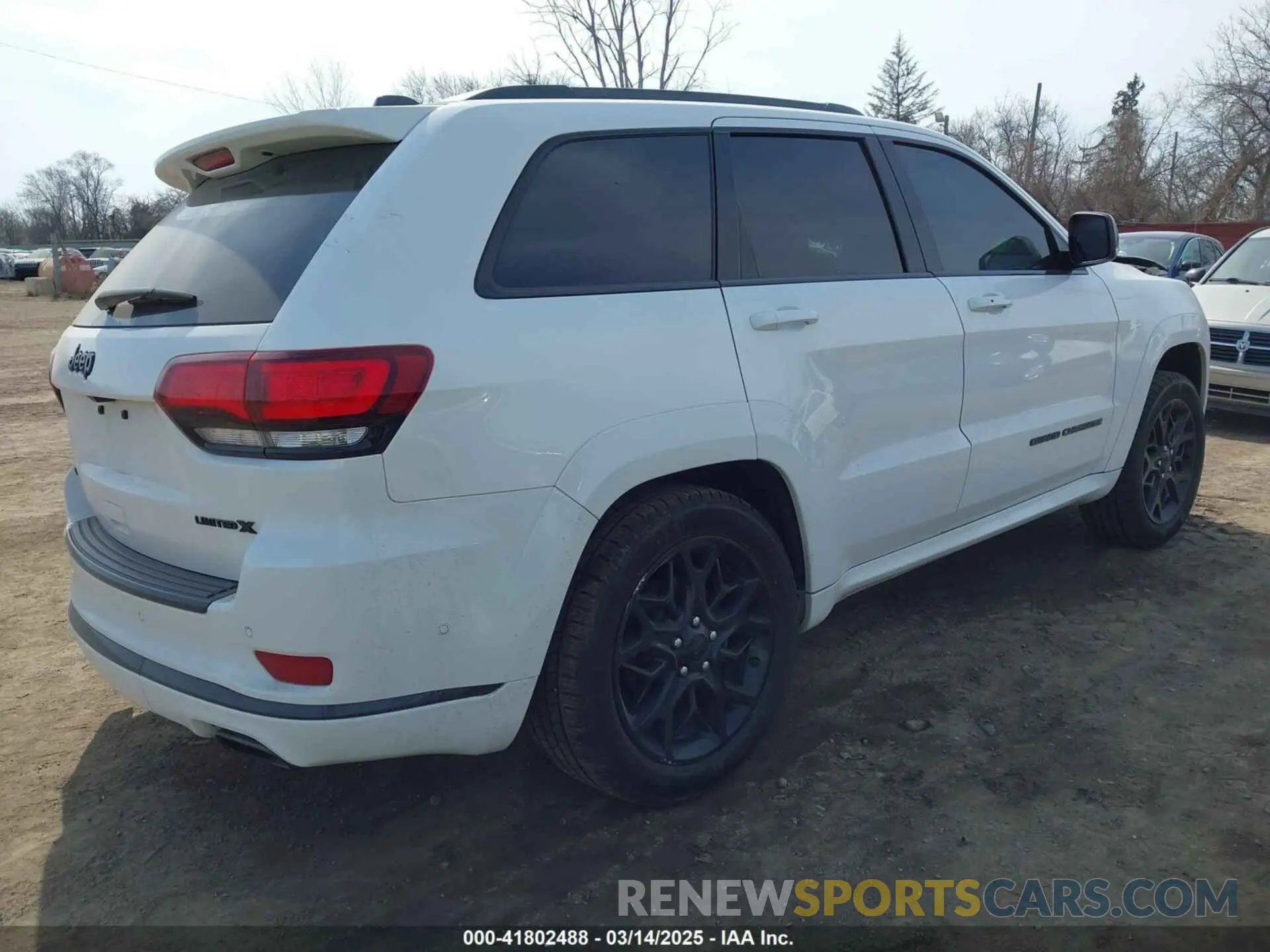 4 Photograph of a damaged car 1C4RJFBG0MC767093 JEEP GRAND CHEROKEE 2021