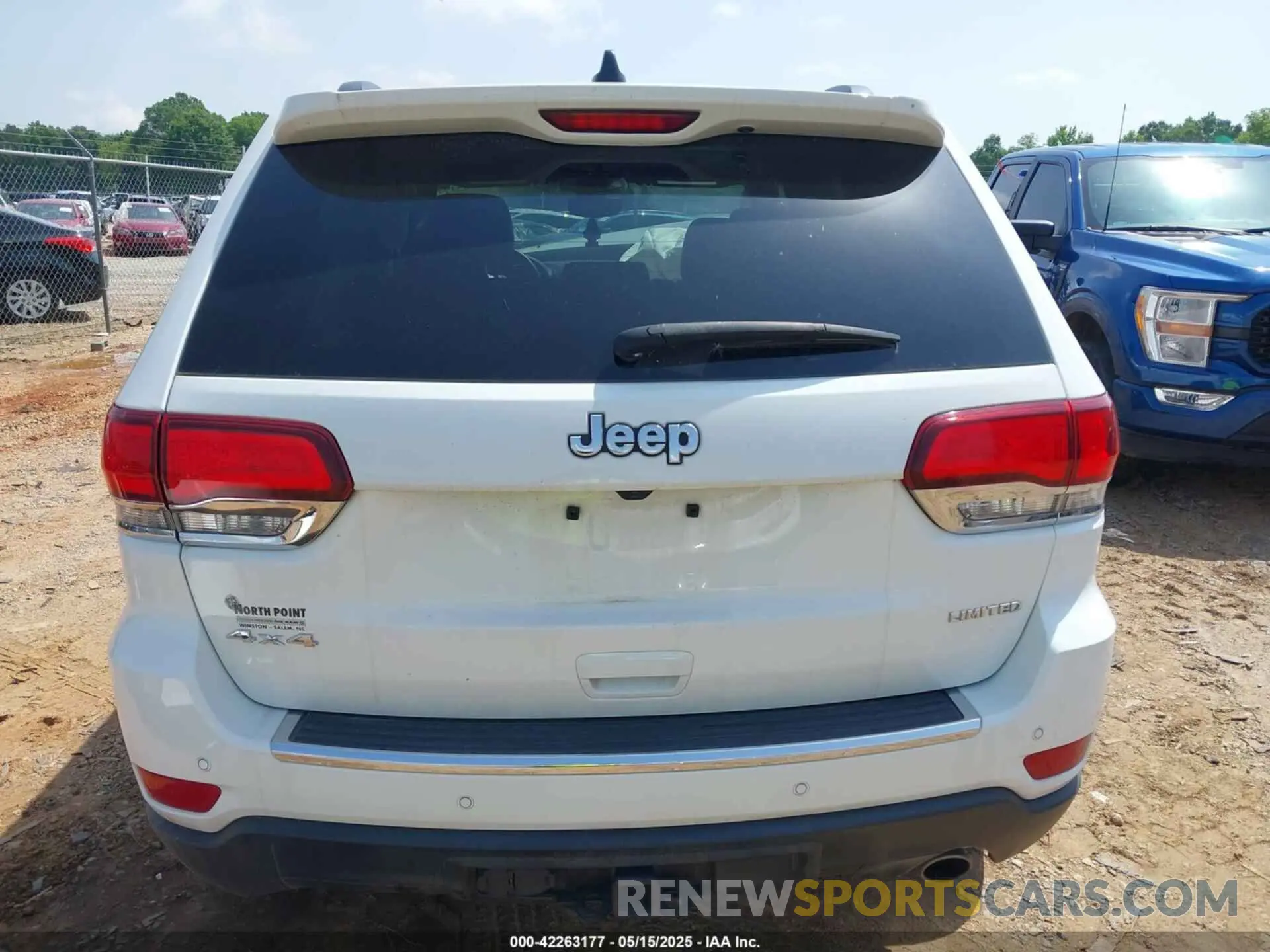 16 Photograph of a damaged car 1C4RJFBG0MC838597 JEEP GRAND CHEROKEE 2021