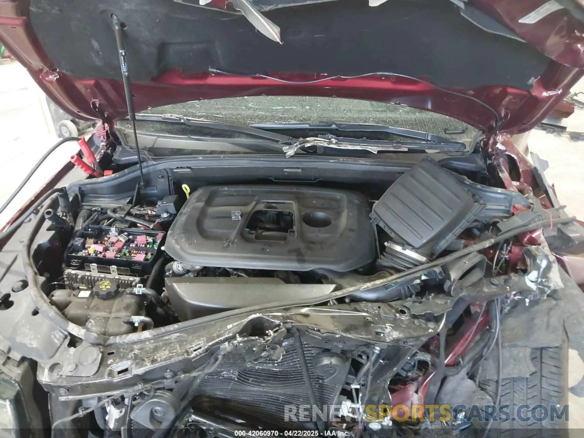 10 Photograph of a damaged car 1C4RJFBG1MC534422 JEEP GRAND CHEROKEE 2021