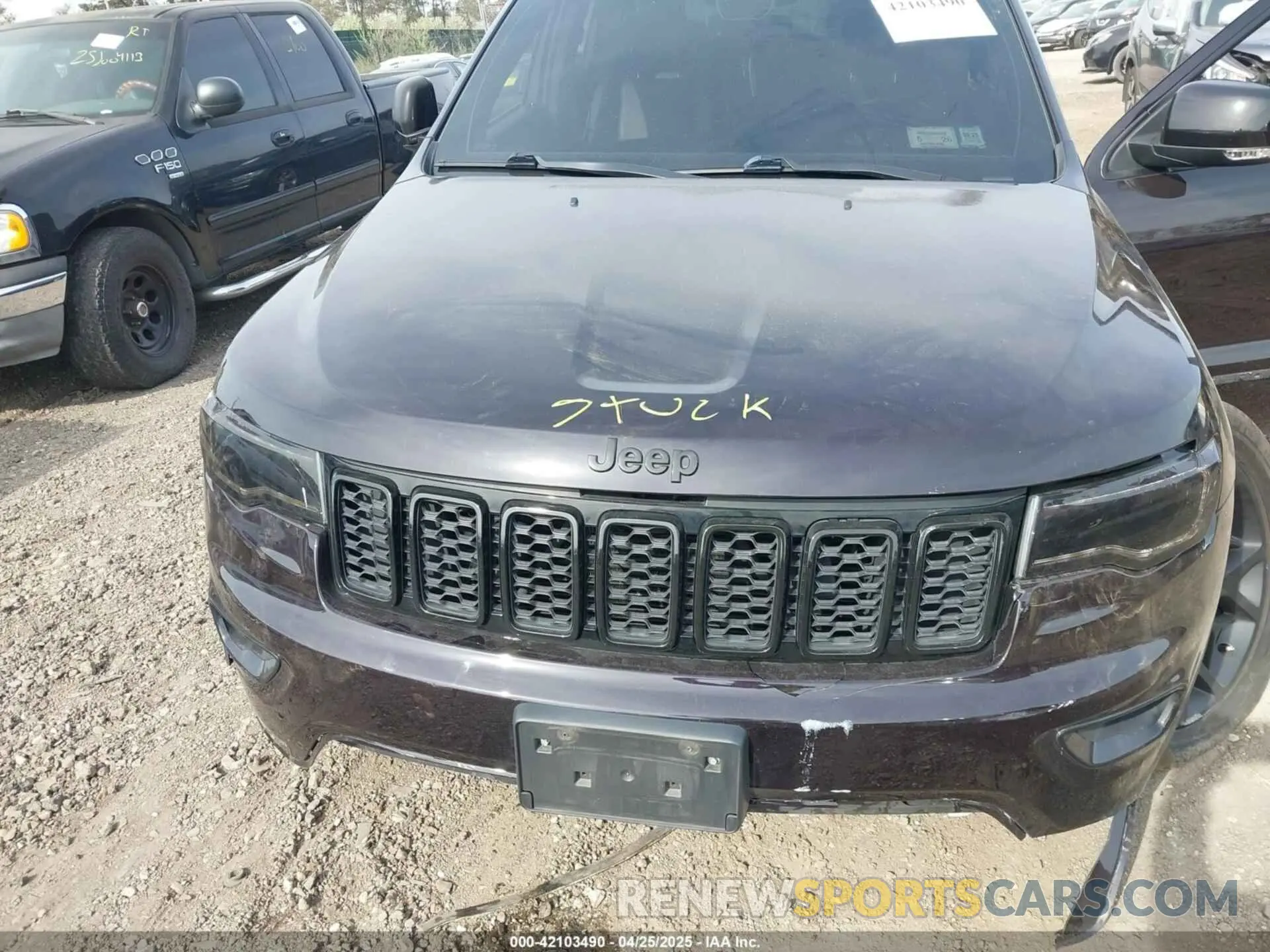 10 Photograph of a damaged car 1C4RJFBG1MC600239 JEEP GRAND CHEROKEE 2021
