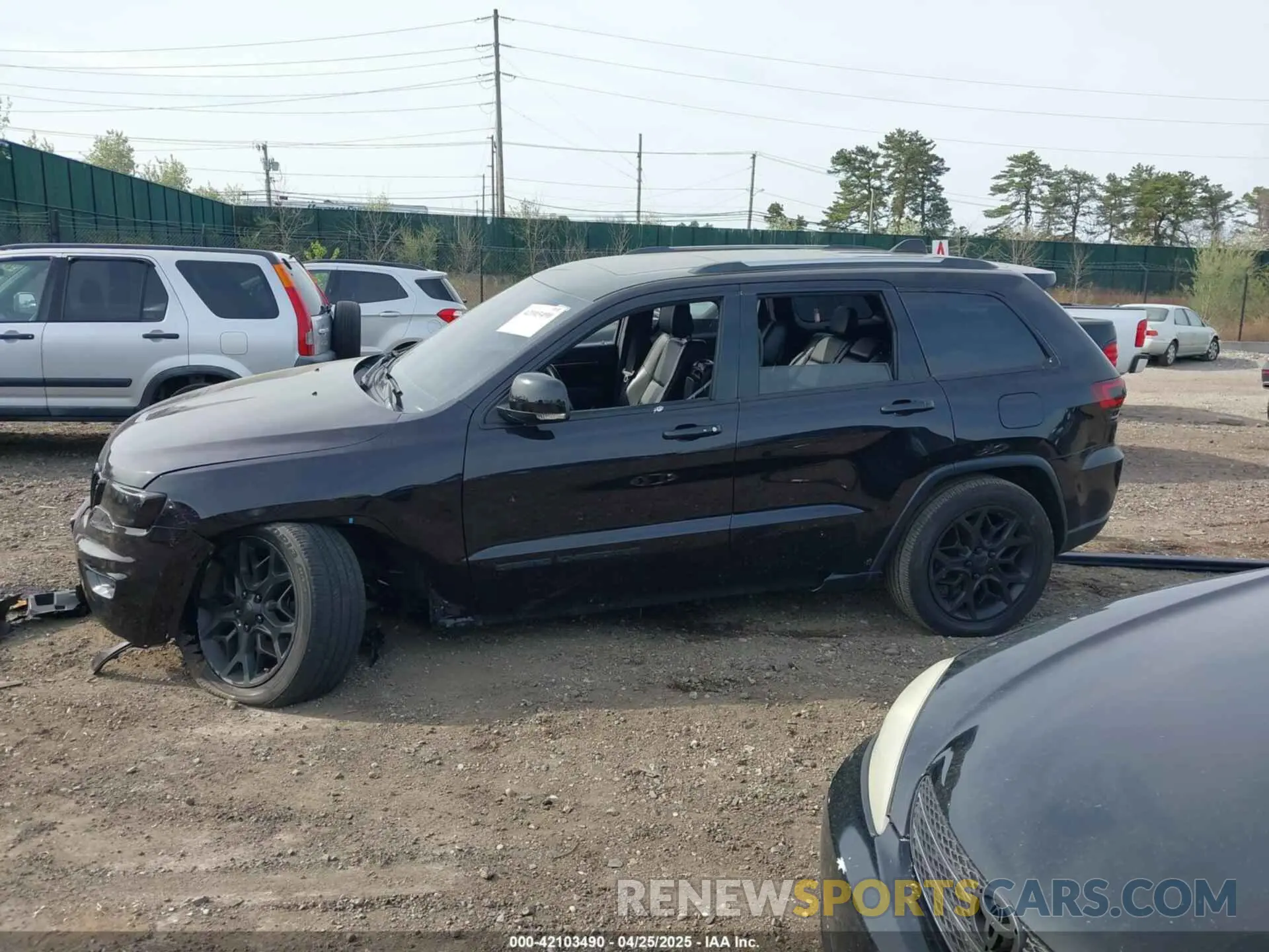 15 Photograph of a damaged car 1C4RJFBG1MC600239 JEEP GRAND CHEROKEE 2021