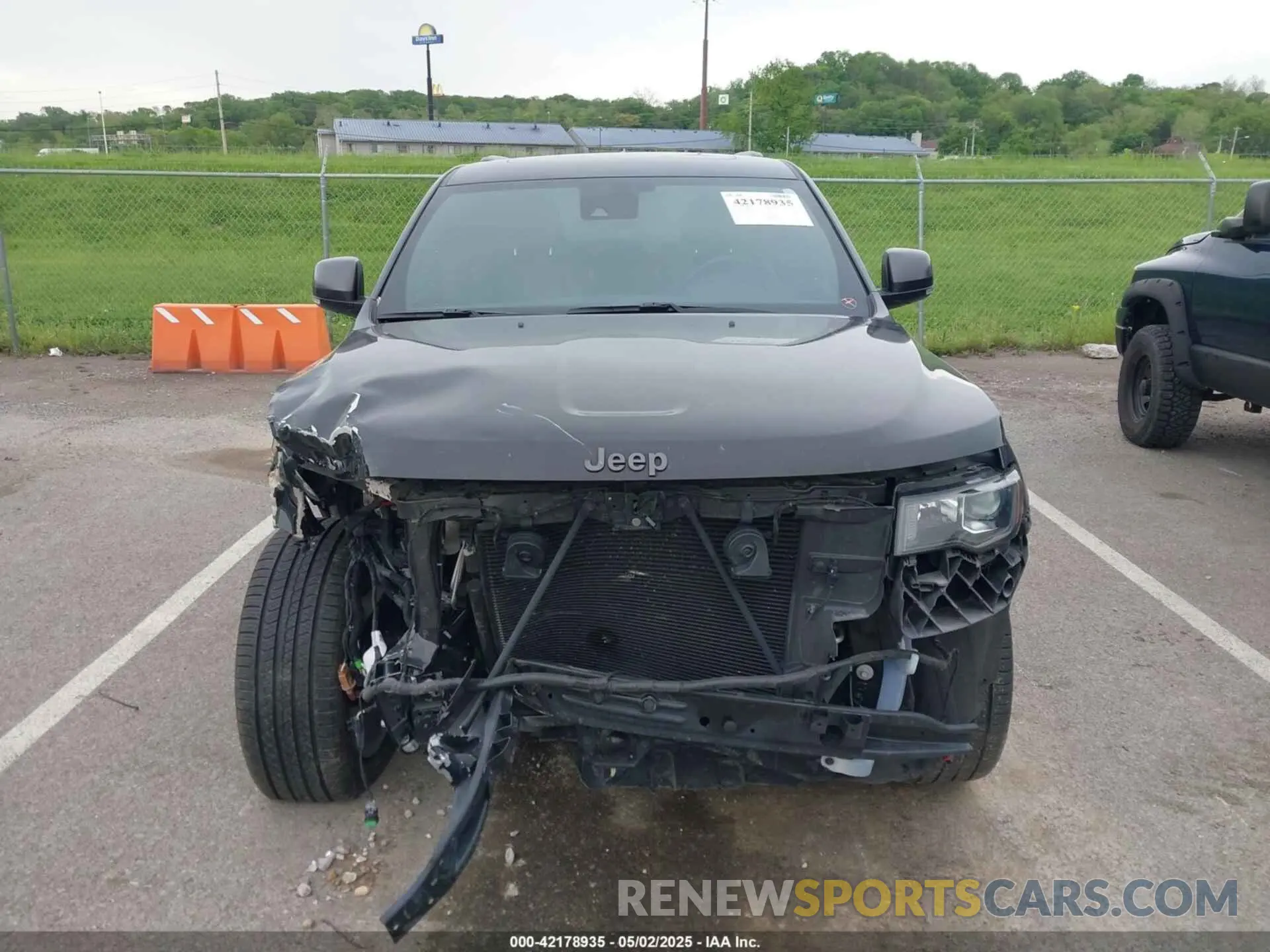 12 Photograph of a damaged car 1C4RJFBG1MC613220 JEEP GRAND CHEROKEE 2021