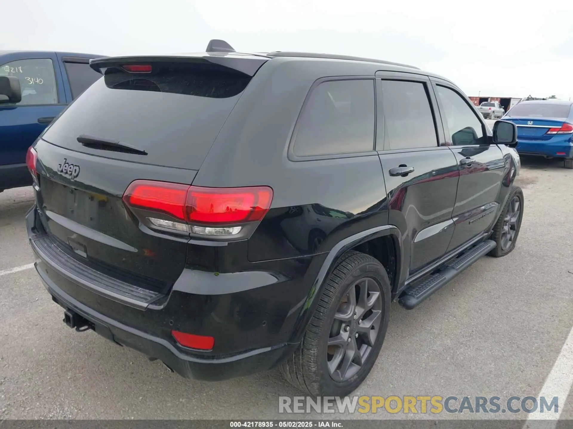 4 Photograph of a damaged car 1C4RJFBG1MC613220 JEEP GRAND CHEROKEE 2021
