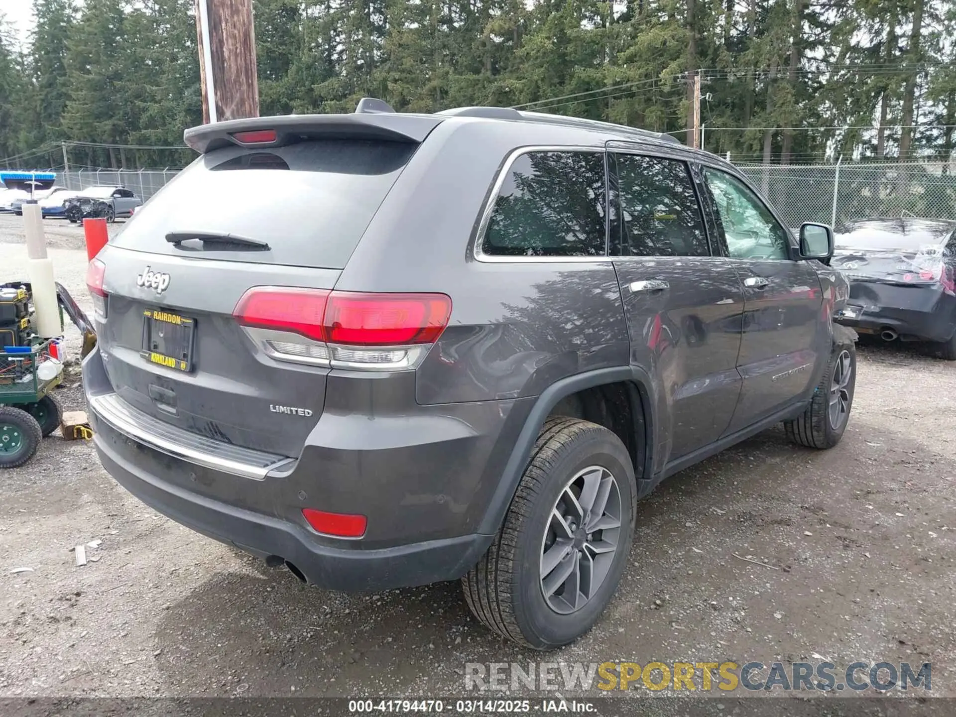 4 Photograph of a damaged car 1C4RJFBG1MC839841 JEEP GRAND CHEROKEE 2021
