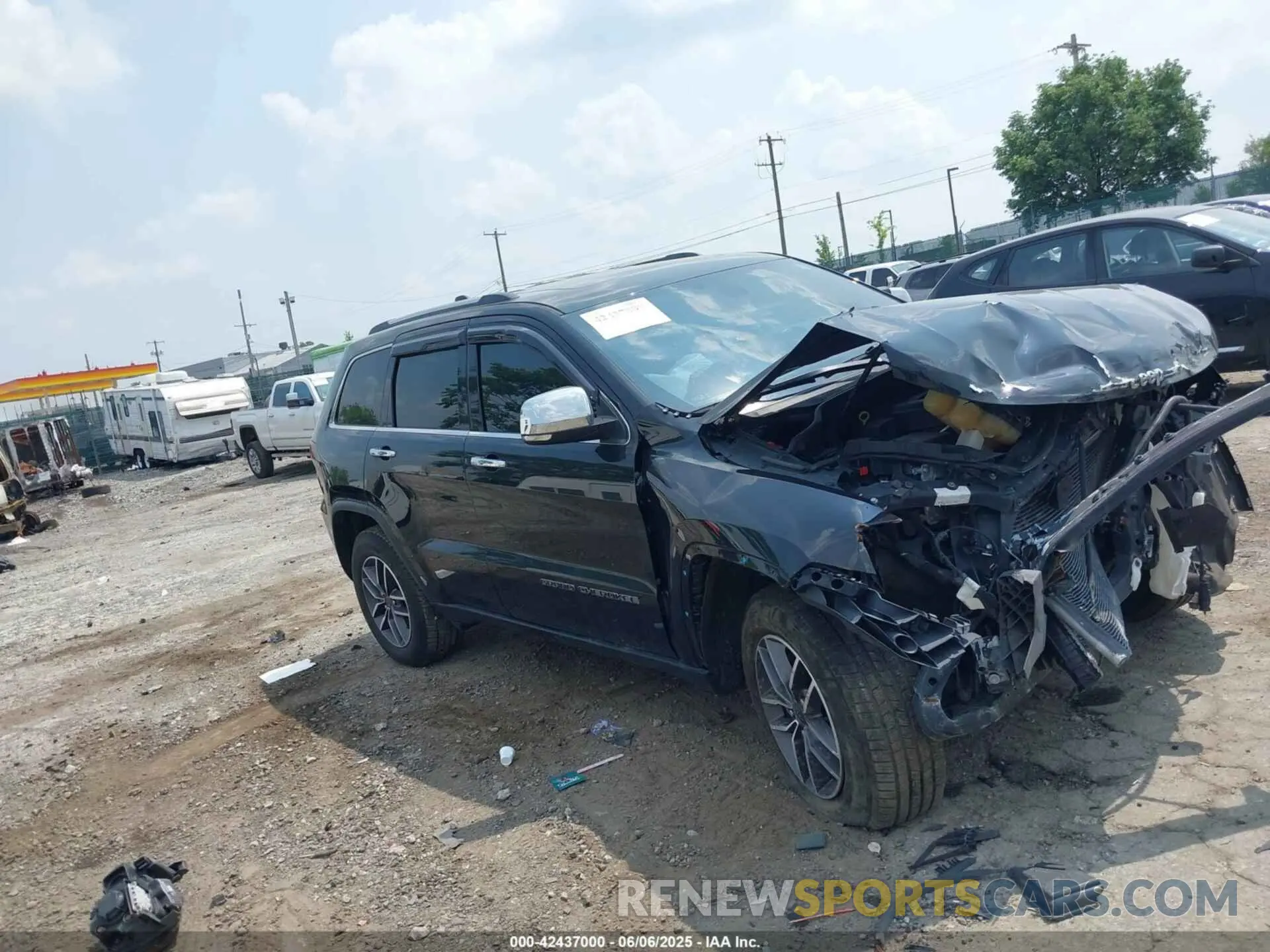 1 Photograph of a damaged car 1C4RJFBG2MC568434 JEEP GRAND CHEROKEE 2021