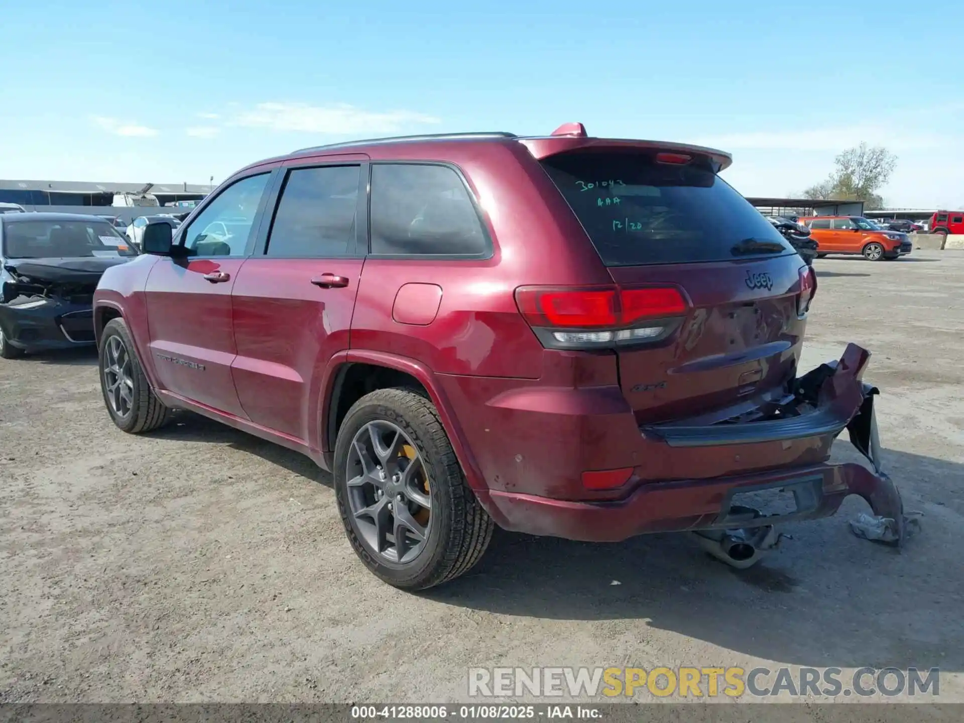 3 Photograph of a damaged car 1C4RJFBG2MC706893 JEEP GRAND CHEROKEE 2021