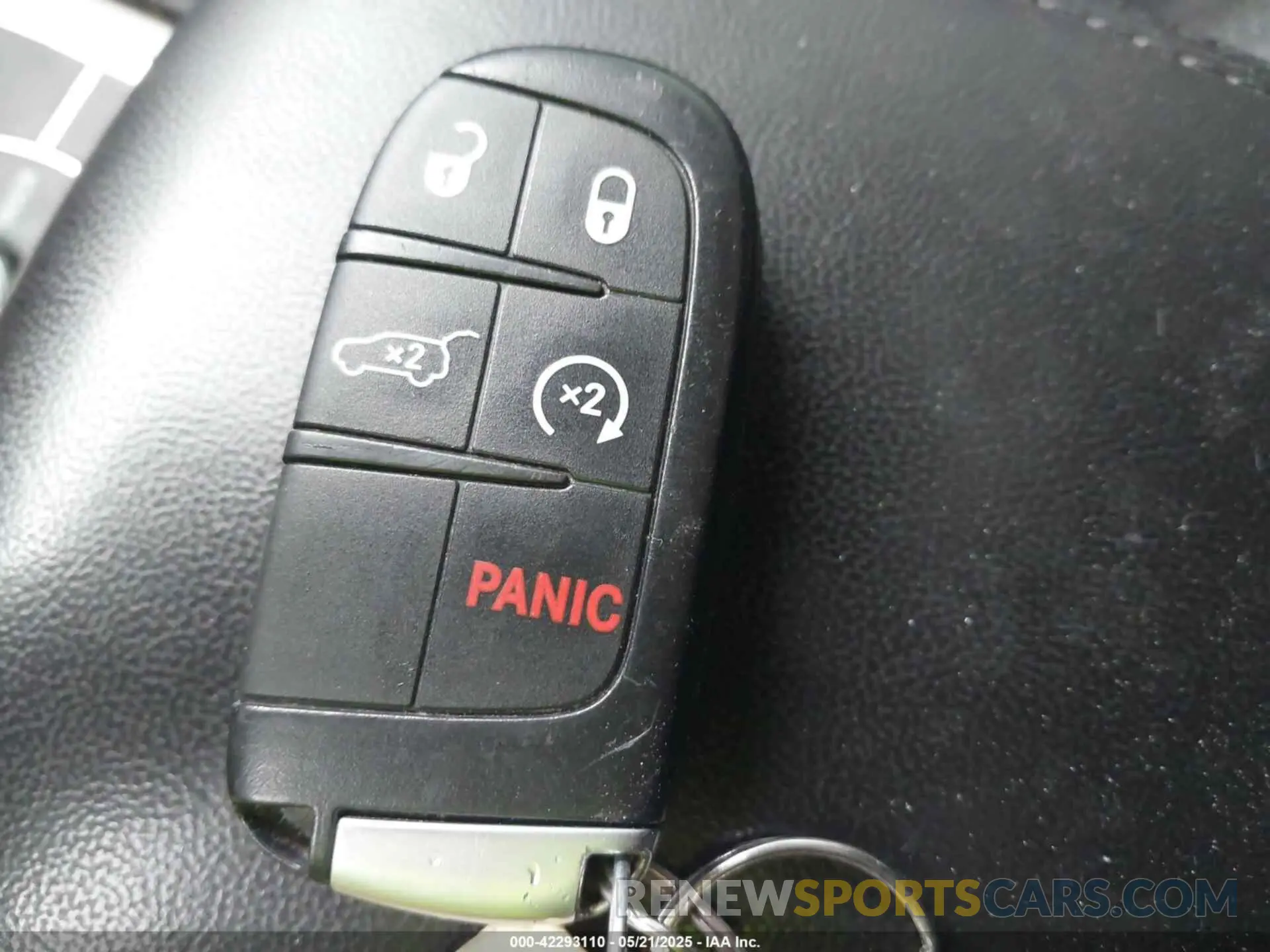 11 Photograph of a damaged car 1C4RJFBG2MC754779 JEEP GRAND CHEROKEE 2021