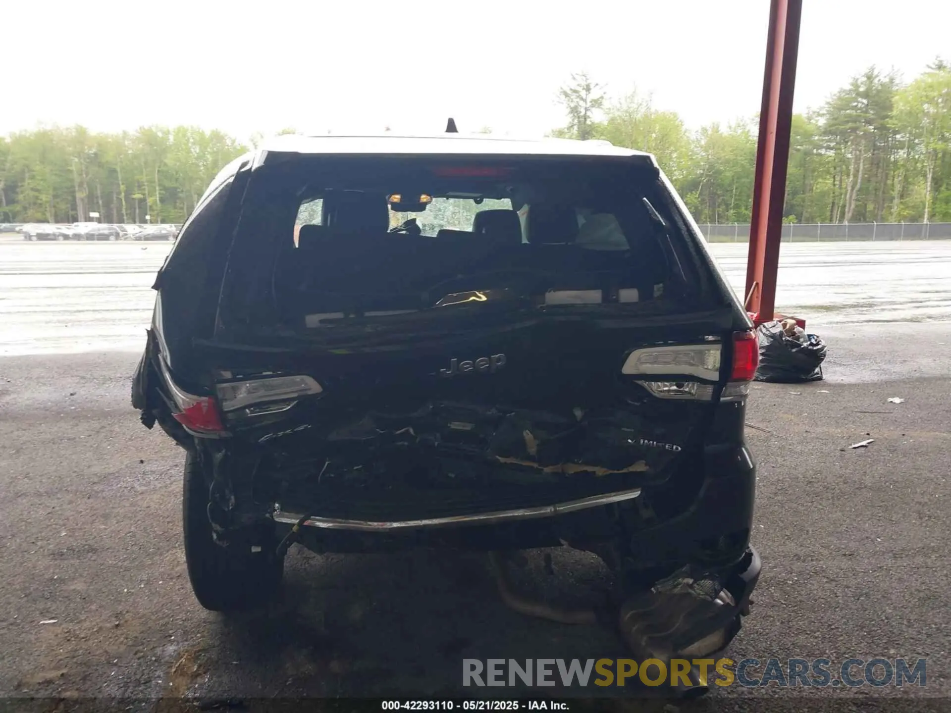 6 Photograph of a damaged car 1C4RJFBG2MC754779 JEEP GRAND CHEROKEE 2021