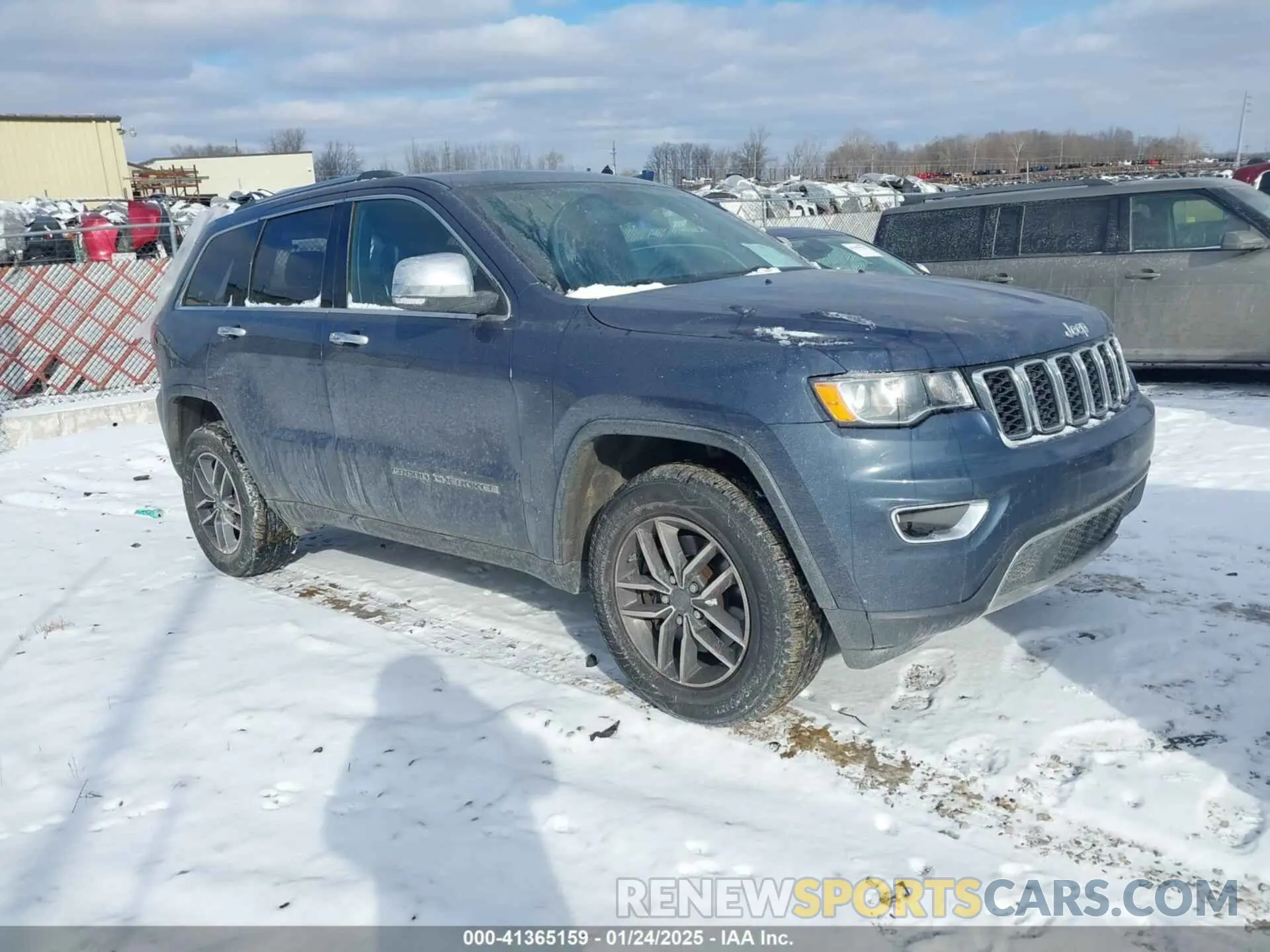 1 Photograph of a damaged car 1C4RJFBG2MC780783 JEEP GRAND CHEROKEE 2021