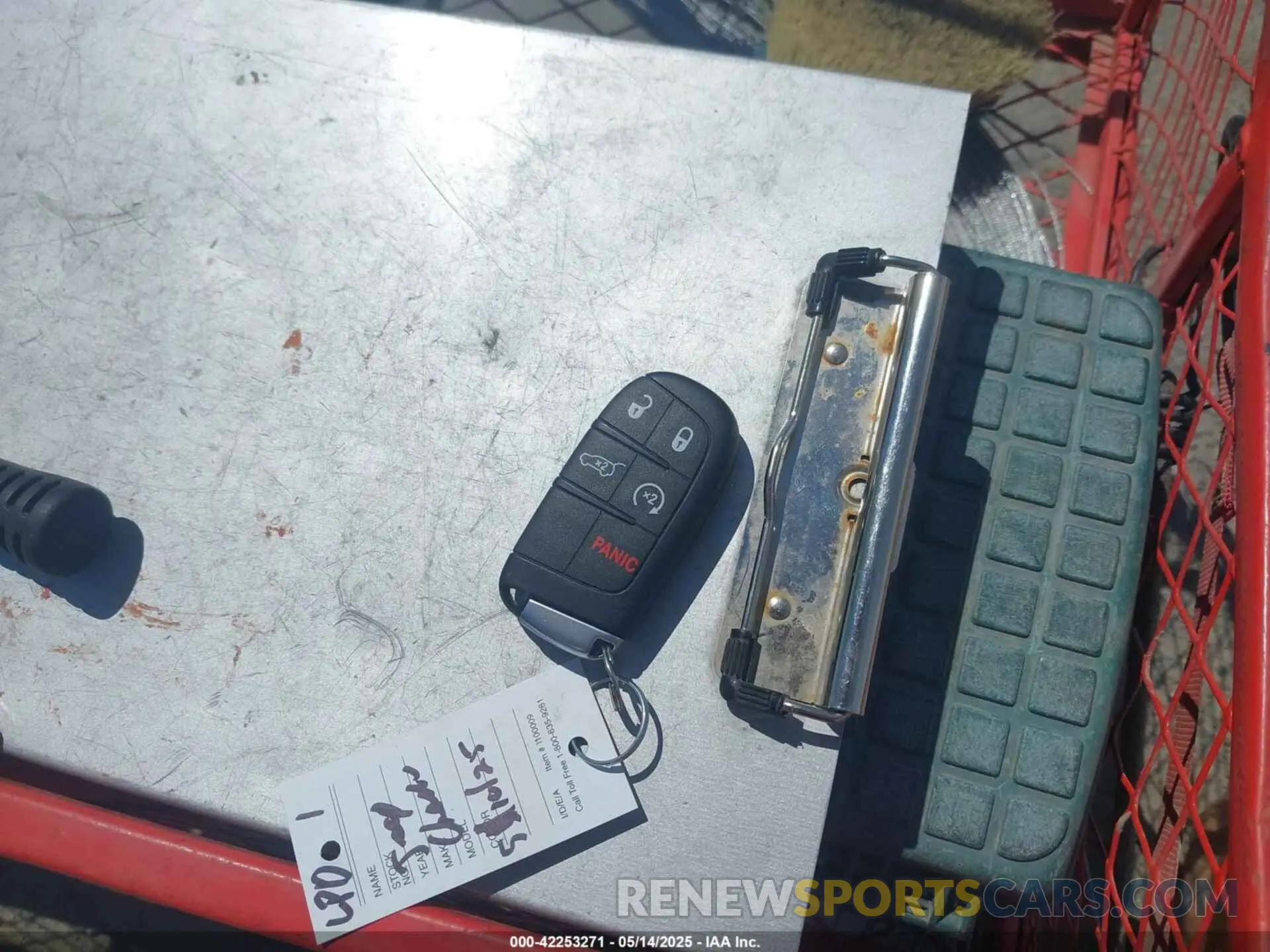 11 Photograph of a damaged car 1C4RJFBG3MC559693 JEEP GRAND CHEROKEE 2021