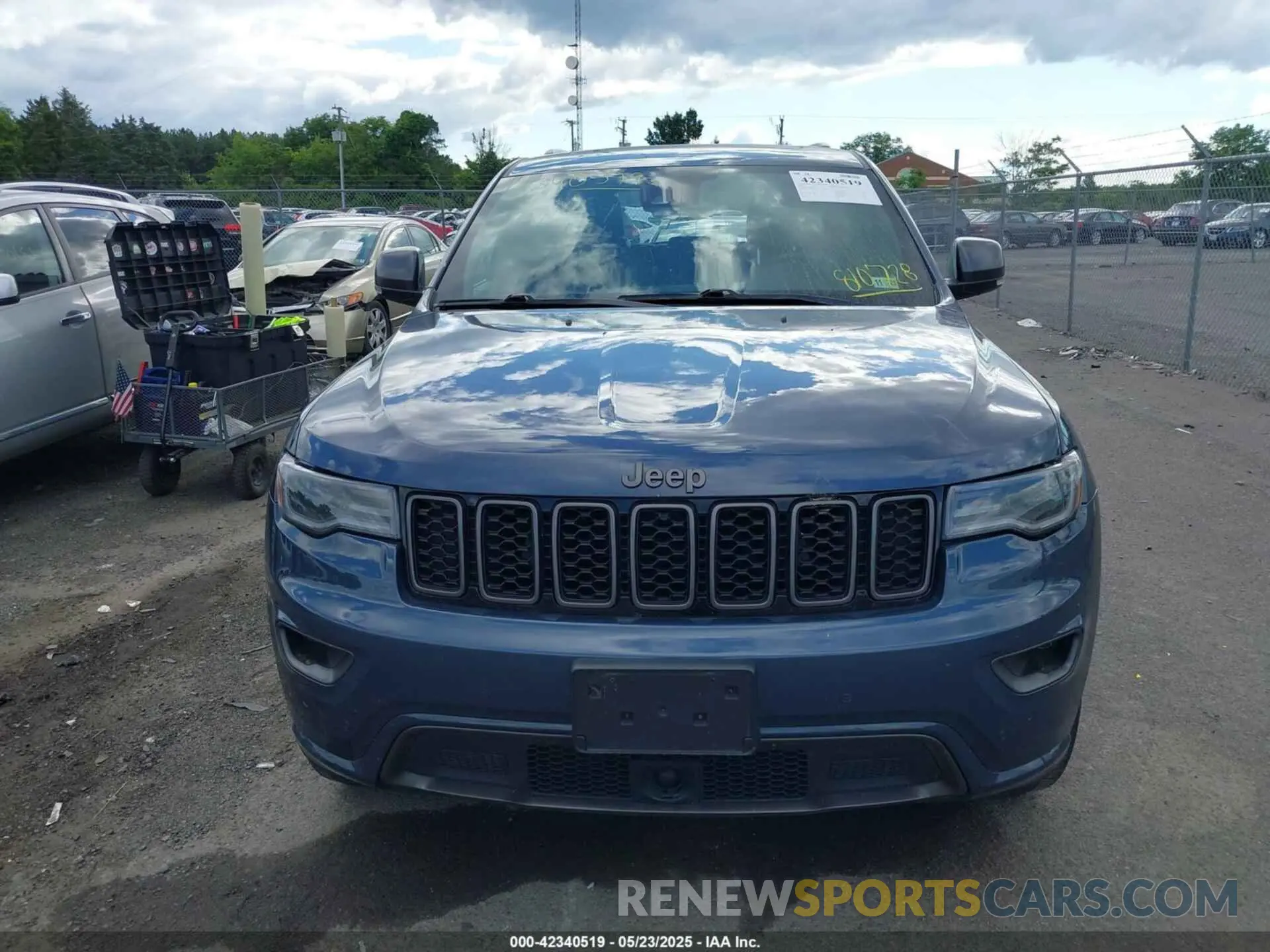 12 Photograph of a damaged car 1C4RJFBG3MC810728 JEEP GRAND CHEROKEE 2021