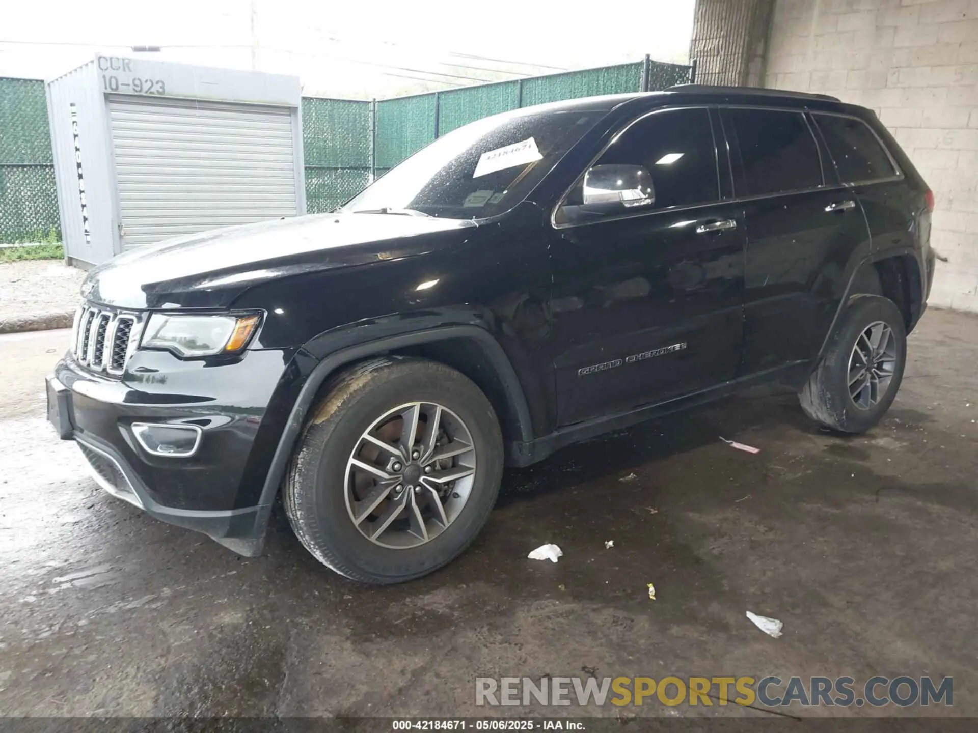 2 Photograph of a damaged car 1C4RJFBG4MC532471 JEEP GRAND CHEROKEE 2021