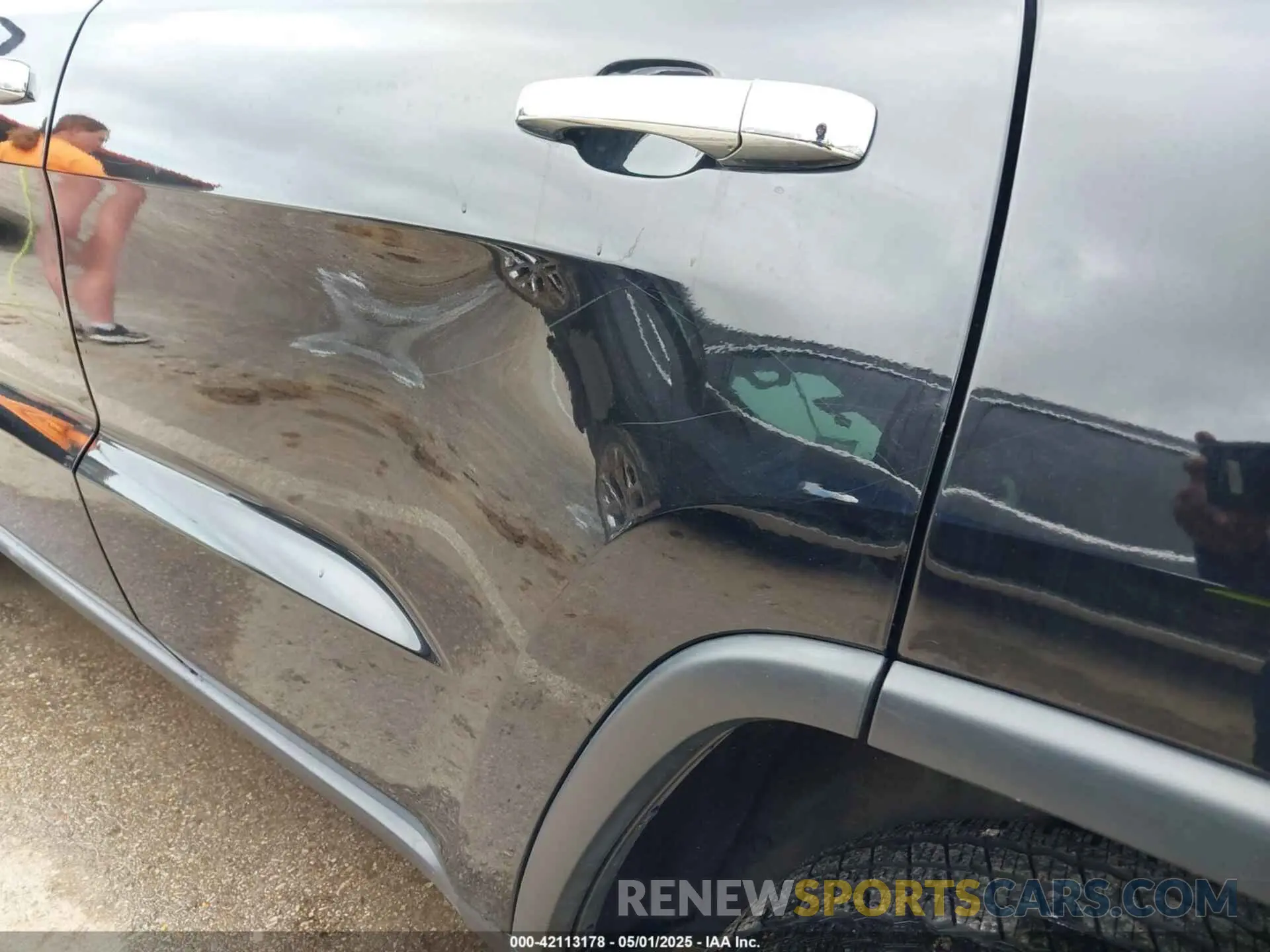 6 Photograph of a damaged car 1C4RJFBG4MC537914 JEEP GRAND CHEROKEE 2021