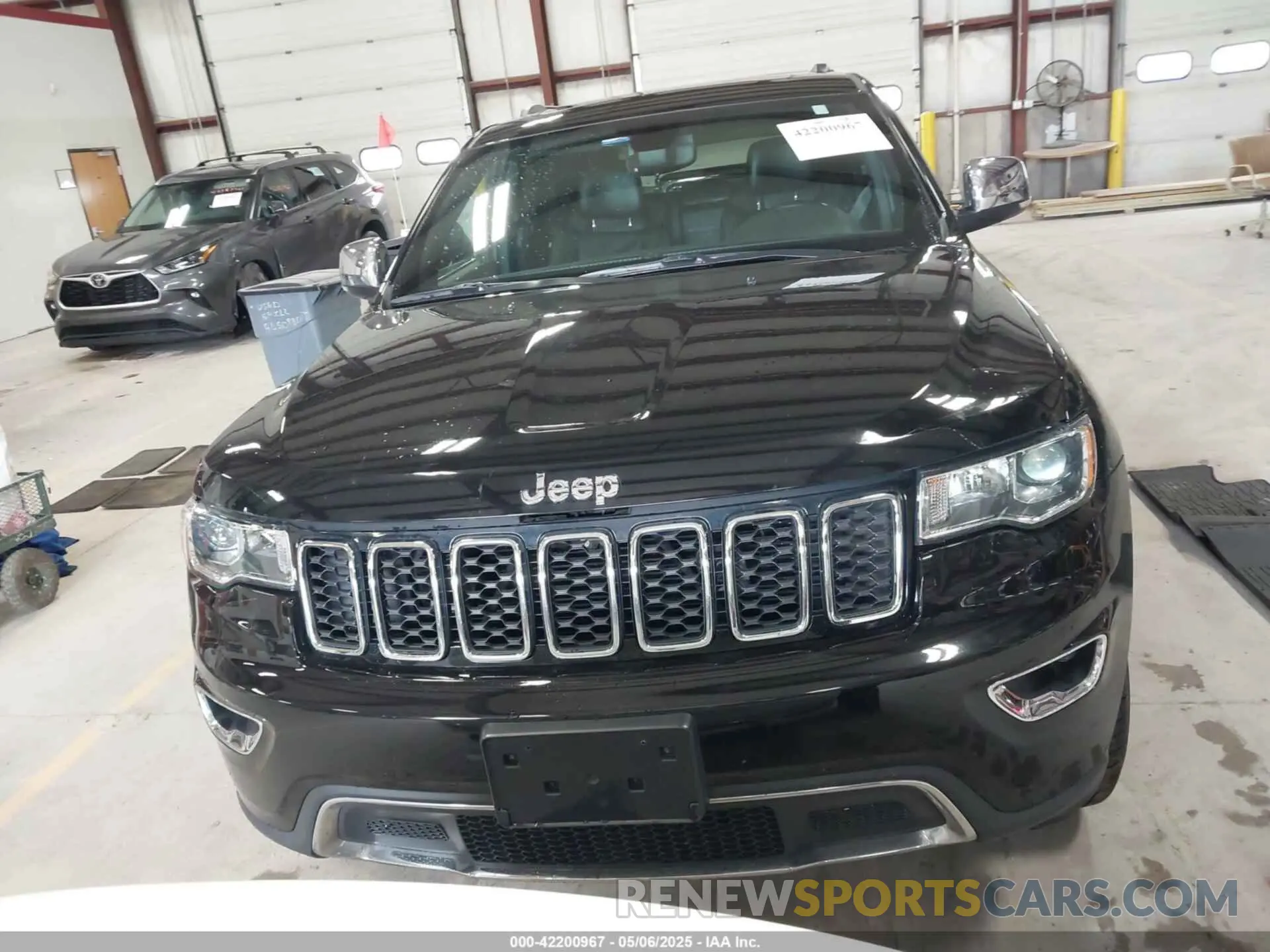 12 Photograph of a damaged car 1C4RJFBG4MC808700 JEEP GRAND CHEROKEE 2021