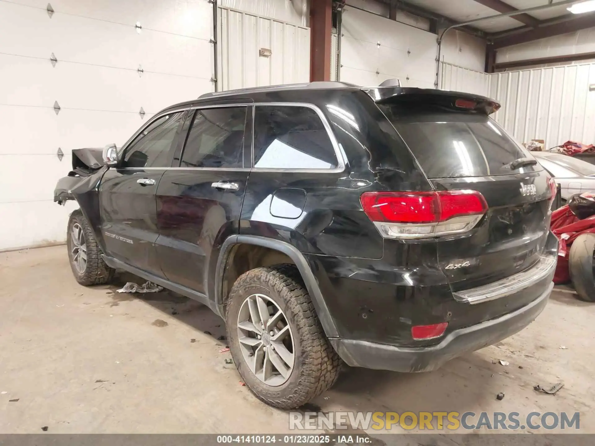 3 Photograph of a damaged car 1C4RJFBG5MC732694 JEEP GRAND CHEROKEE 2021