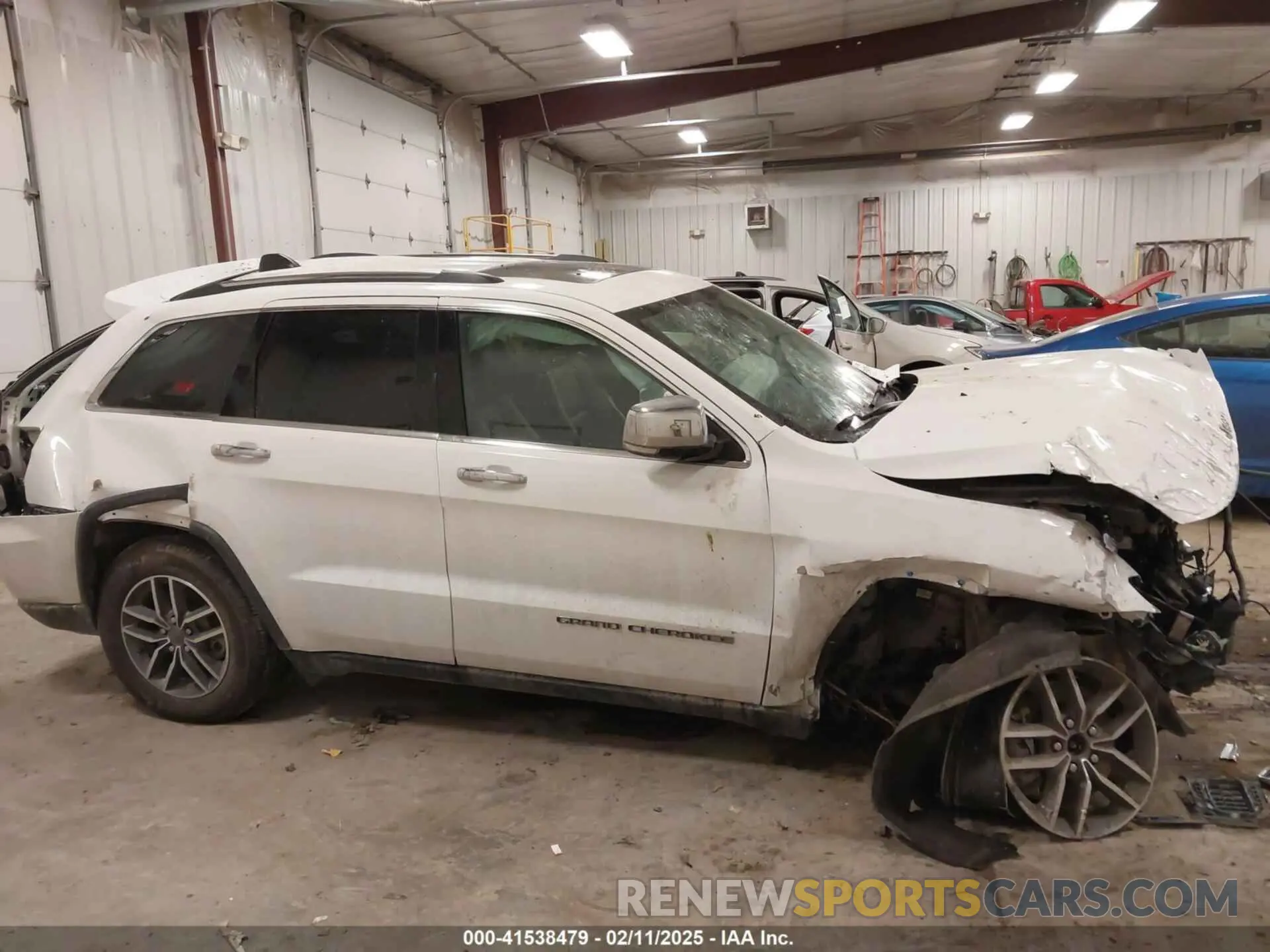 13 Photograph of a damaged car 1C4RJFBG5MC857128 JEEP GRAND CHEROKEE 2021