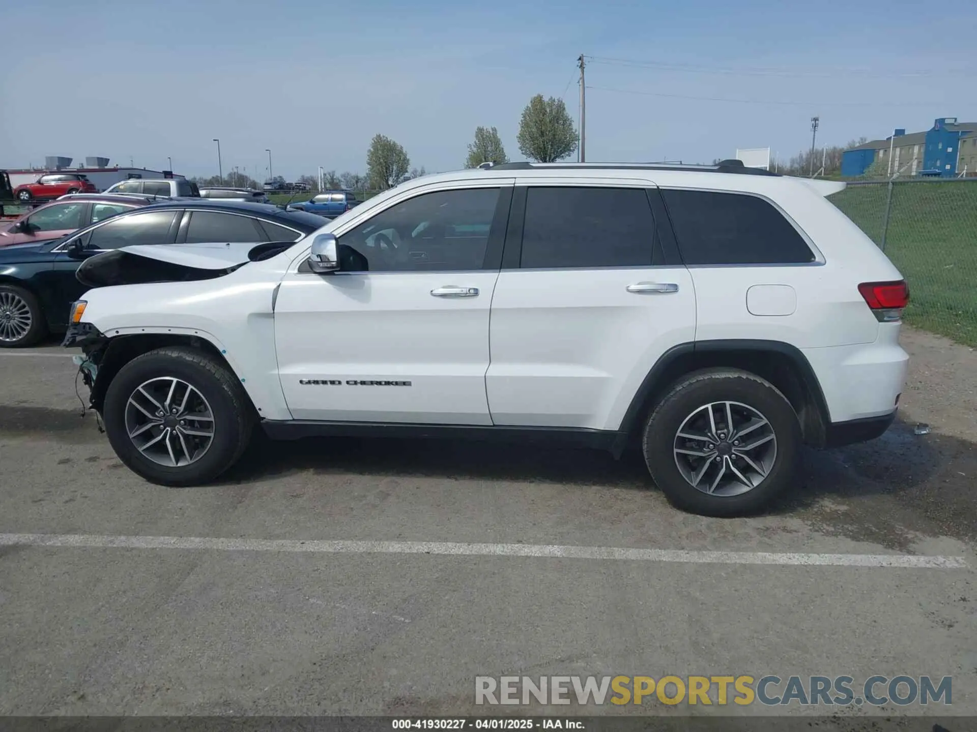 15 Photograph of a damaged car 1C4RJFBG6MC583762 JEEP GRAND CHEROKEE 2021