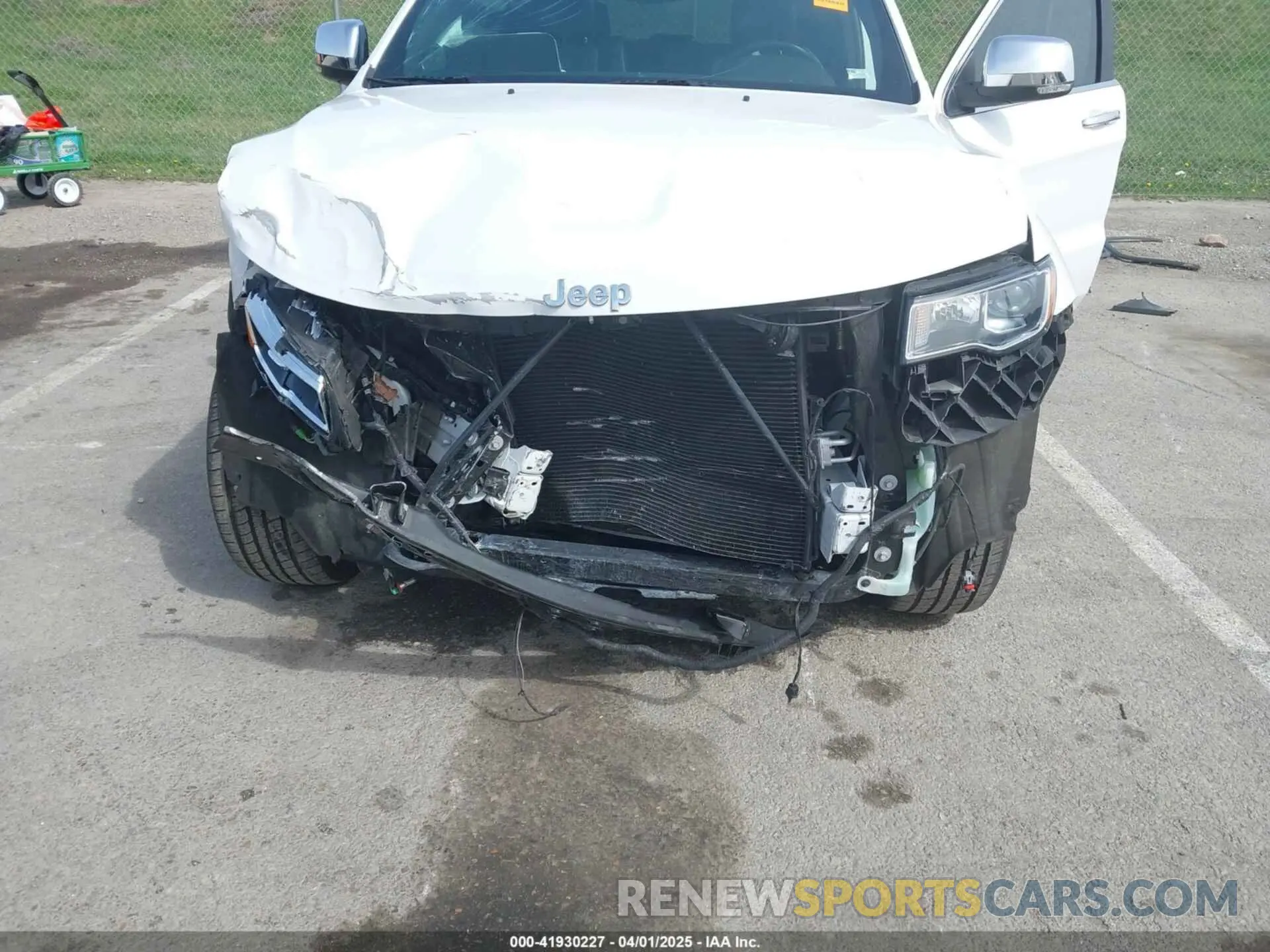6 Photograph of a damaged car 1C4RJFBG6MC583762 JEEP GRAND CHEROKEE 2021