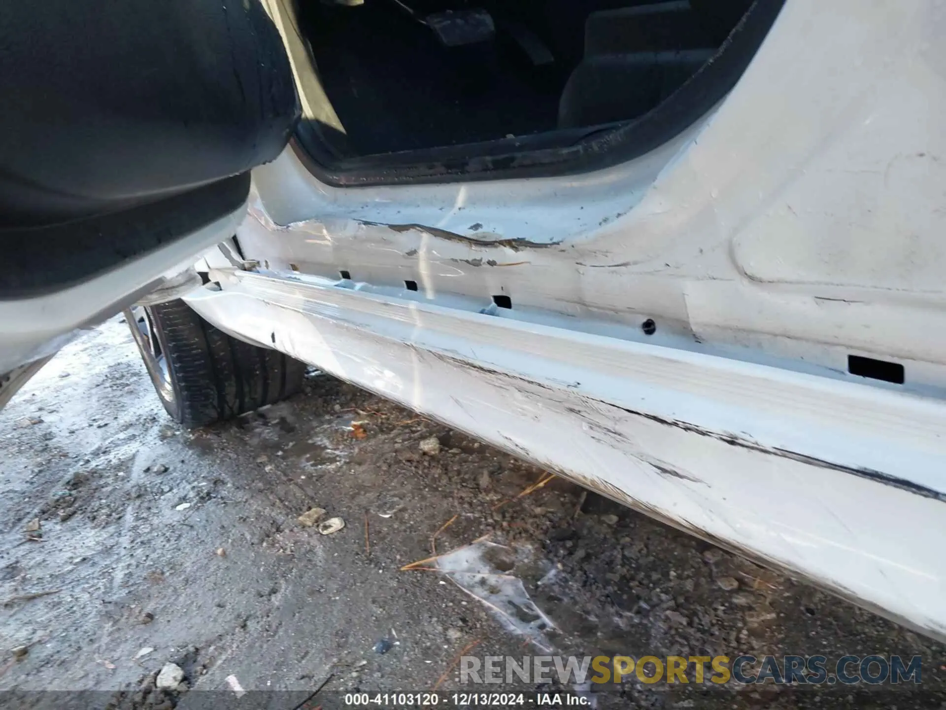 20 Photograph of a damaged car 1C4RJFBG6MC767860 JEEP GRAND CHEROKEE 2021
