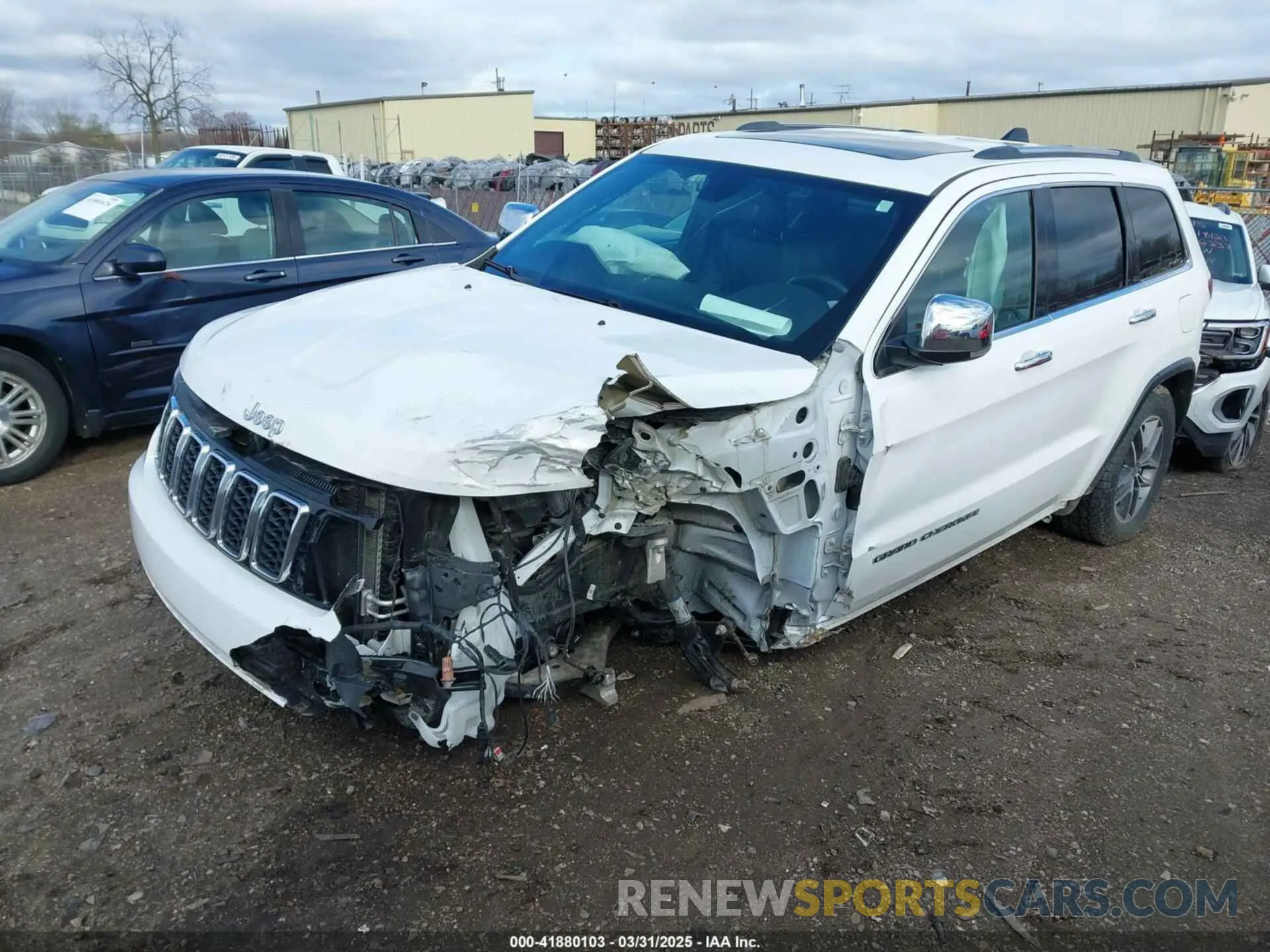 2 Photograph of a damaged car 1C4RJFBG7MC512716 JEEP GRAND CHEROKEE 2021
