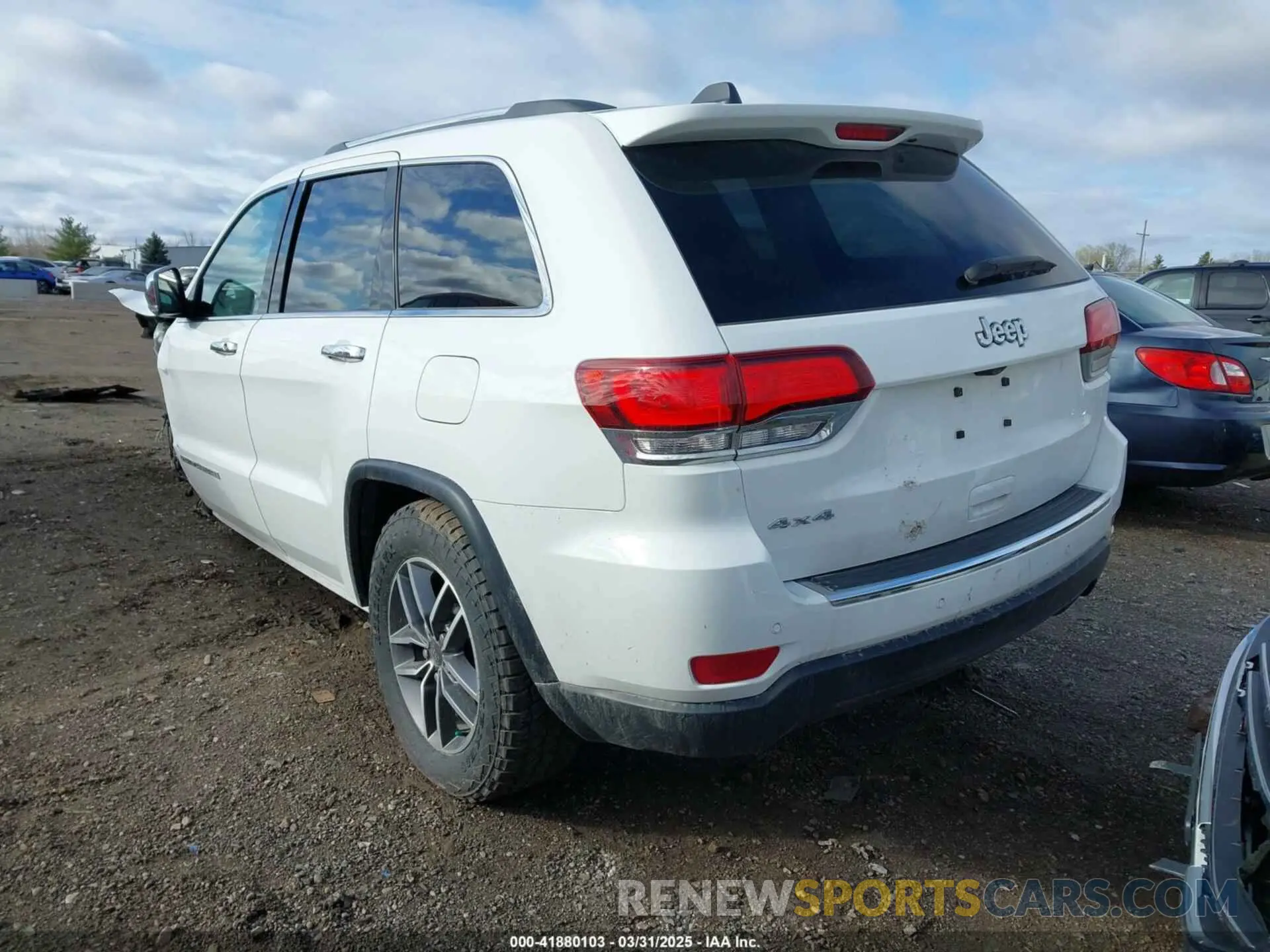3 Photograph of a damaged car 1C4RJFBG7MC512716 JEEP GRAND CHEROKEE 2021